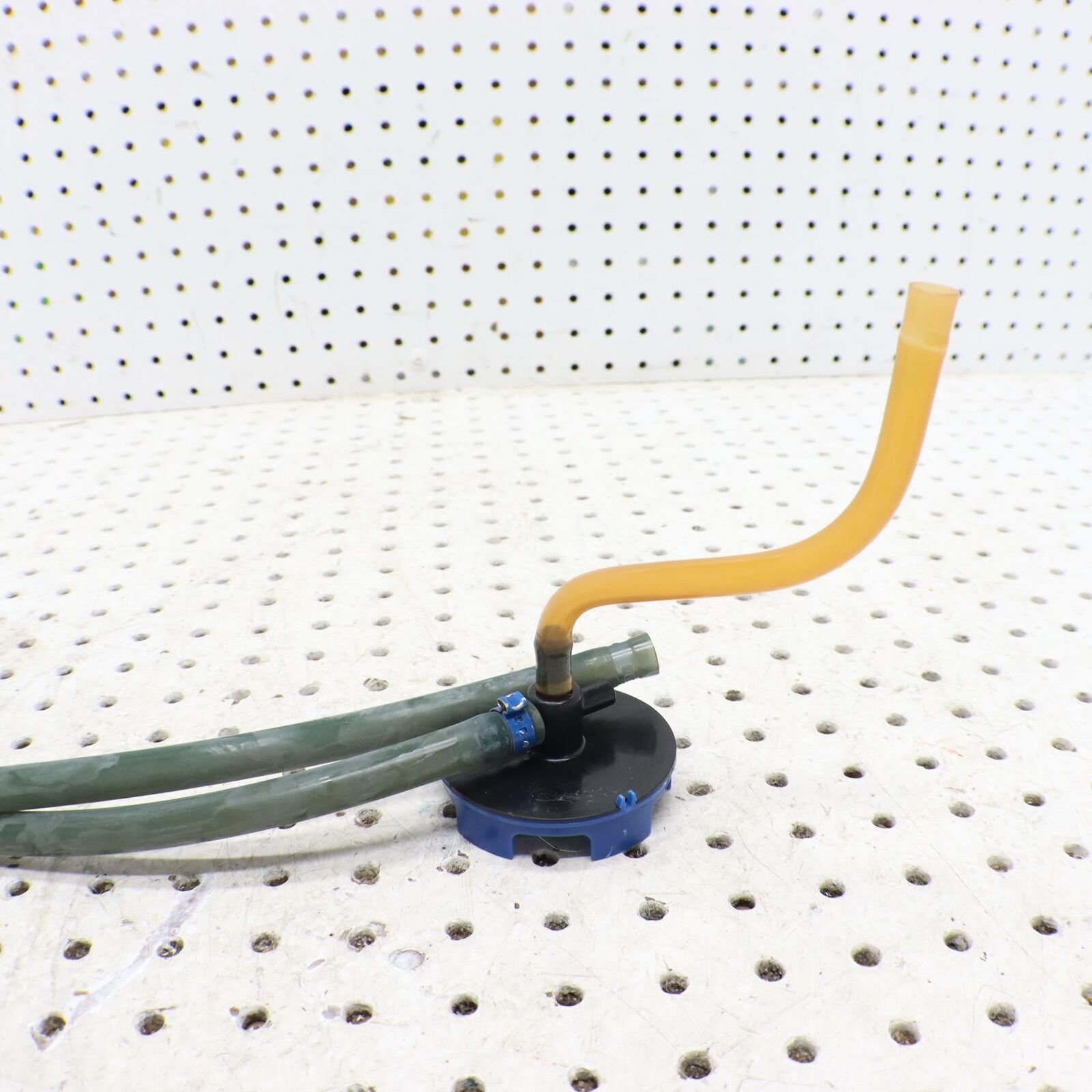 2013 POLARIS PRO RMK 800 FUEL PUMP PICKUP  2204609