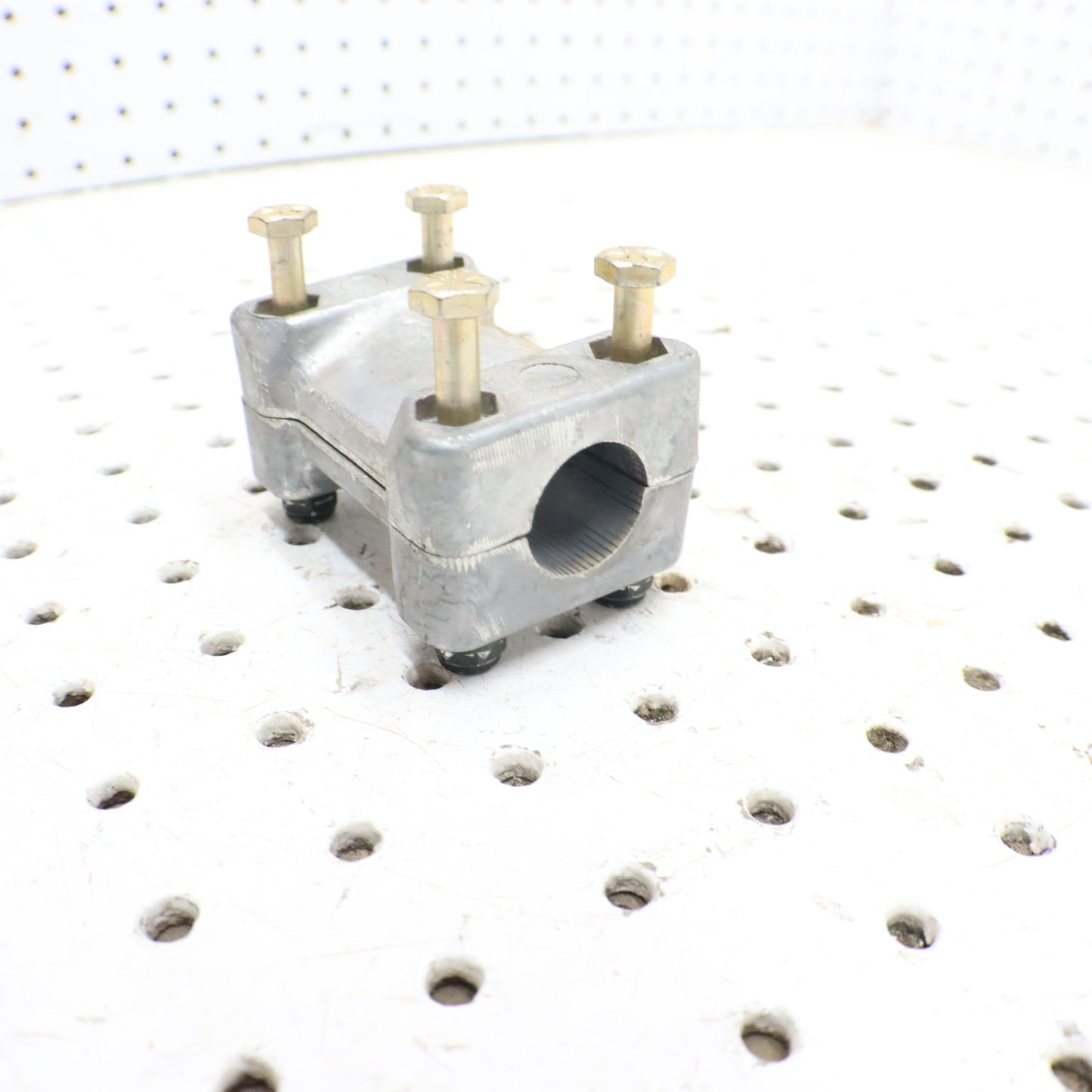 2024 Polaris Sportsman 570 Efi Eps Handlebar Clamp 5631972; 5631973