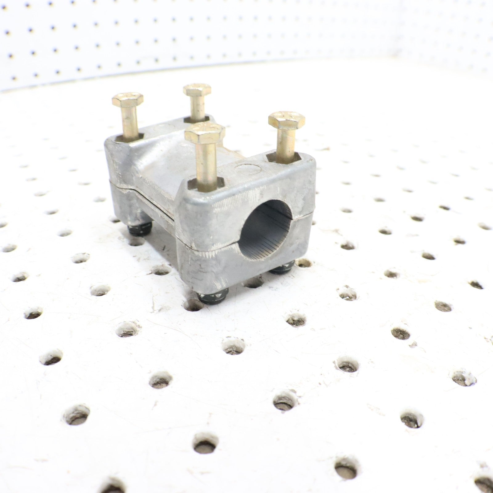 2024 Polaris Sportsman 570 Efi Eps Handlebar Clamp 5631972; 5631973