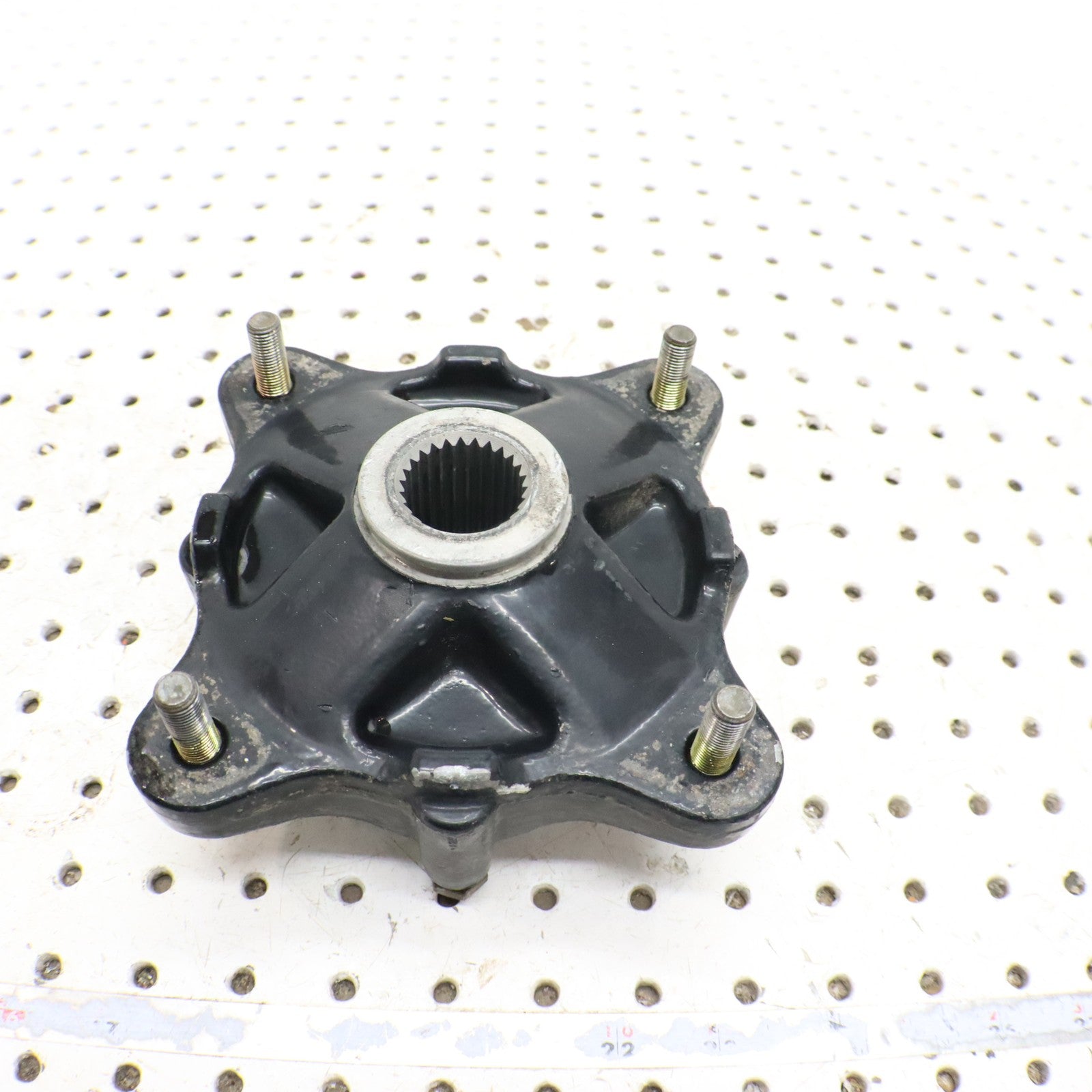 2013 Polaris Ranger 800 REAR Wheel Hub 5135113-067 5143629-067