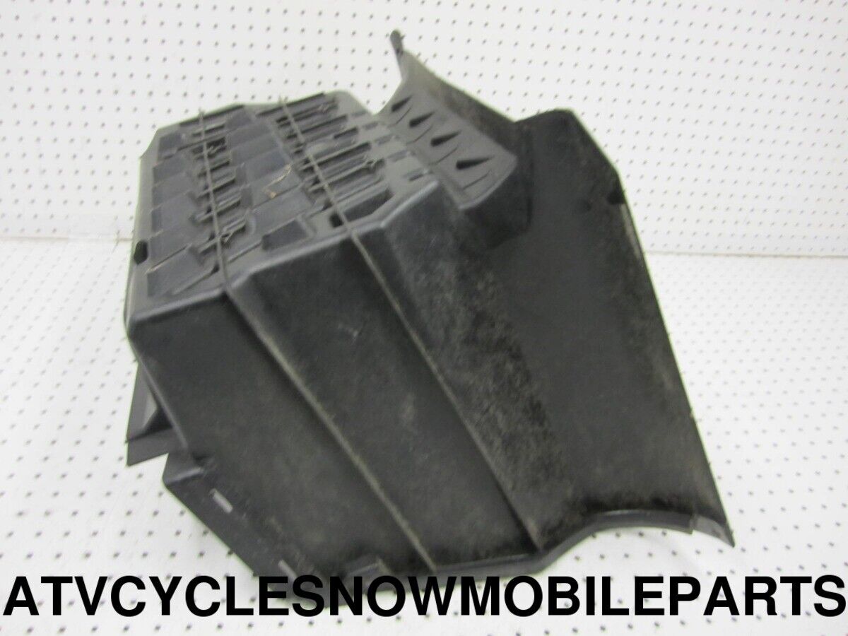2009 POLARIS SPORTSMAN 850 XP EPS FOOTWELL-RH BLK 5435822-070, 5439077-070