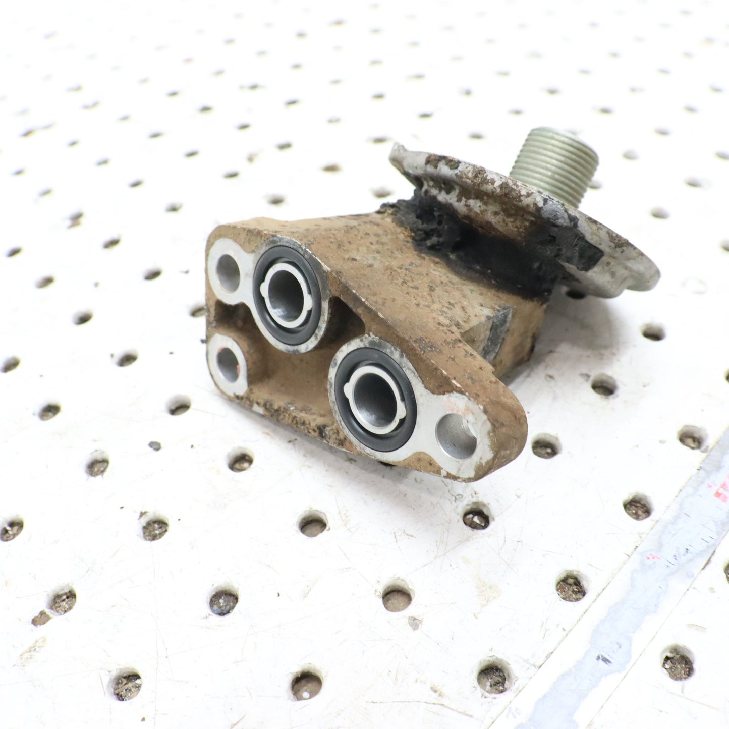 2019 Polaris Sportsman 570 Oil Filter Adapter Housing 5141520 5143694