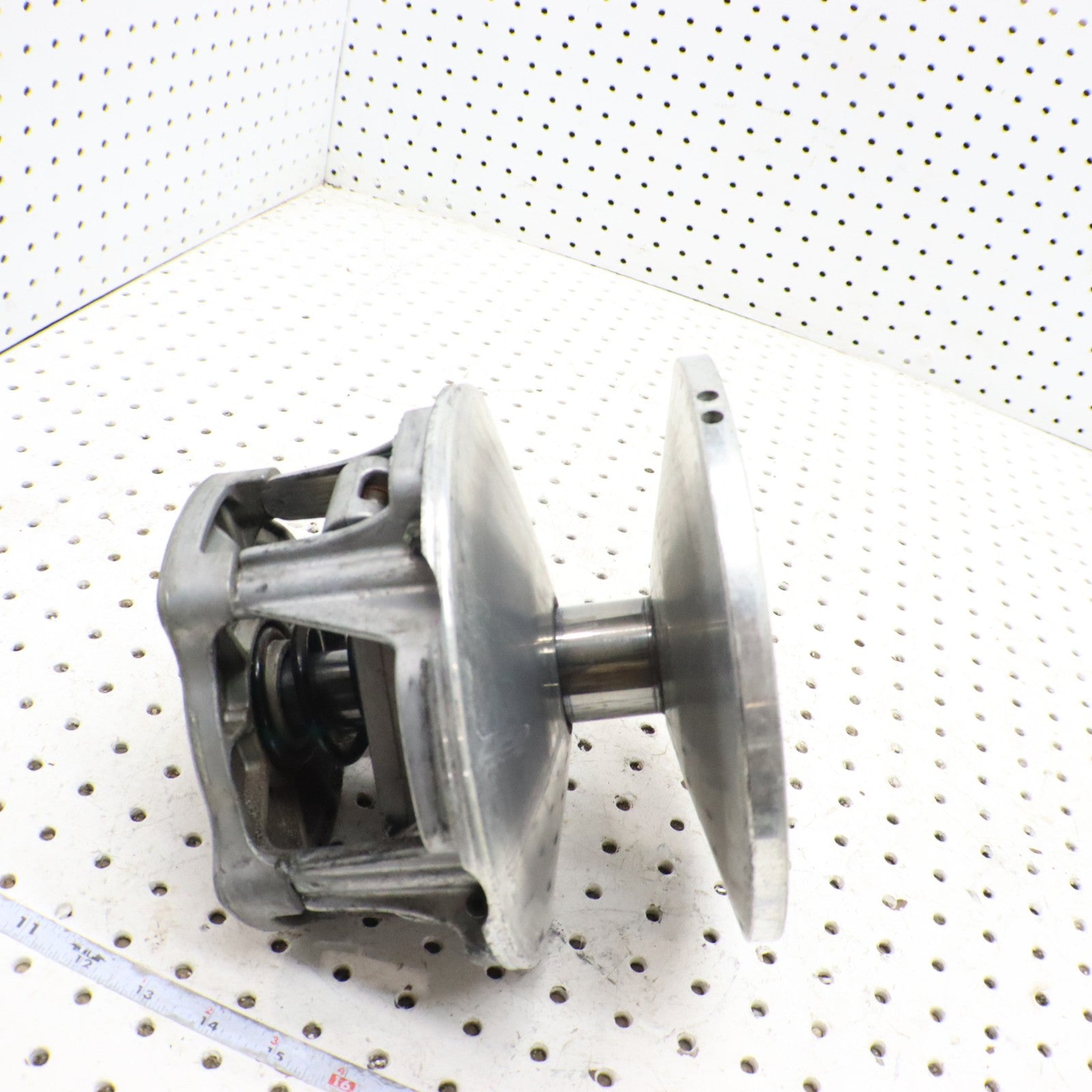 2007 Polaris Iq 600 Drive Clutch Primary Clutch 1321928; 1322565