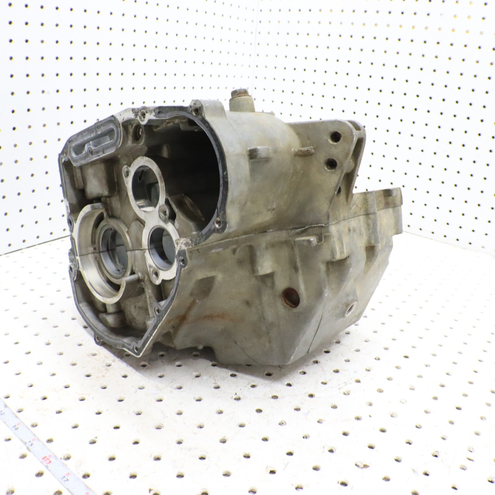 2009 Polaris Sportsman 800 Crankcase Engine Case 2203300 CRACKED !