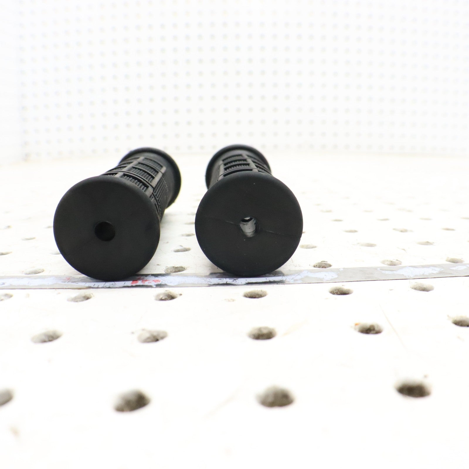 2012 Polaris Sportsman 500 Handlebar Grips 5413578-070