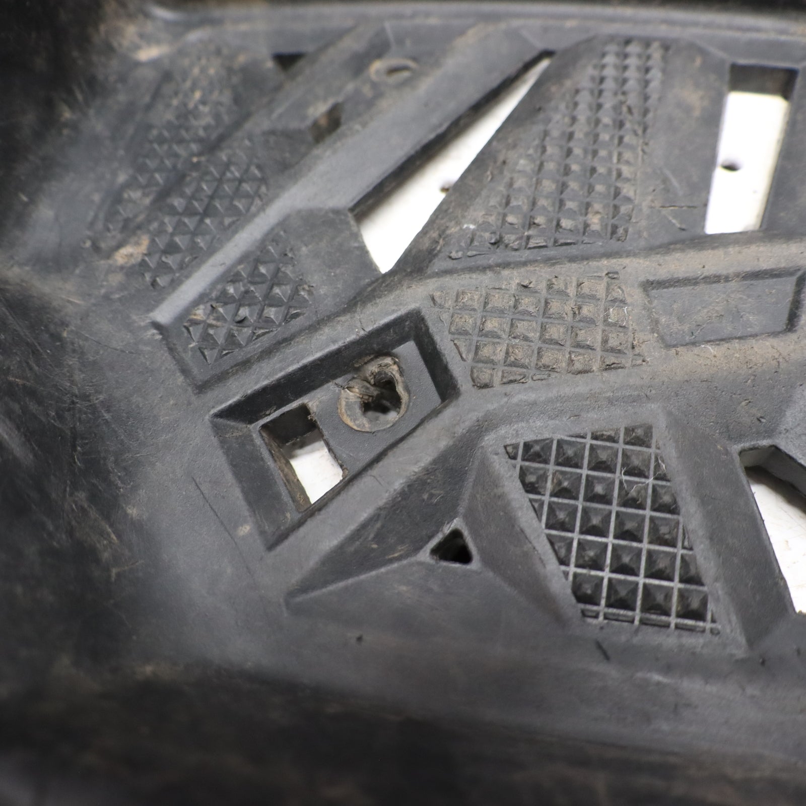 2014 Polaris Sportsman 570 Left Footwell Step Stand Footrest 5450523-070