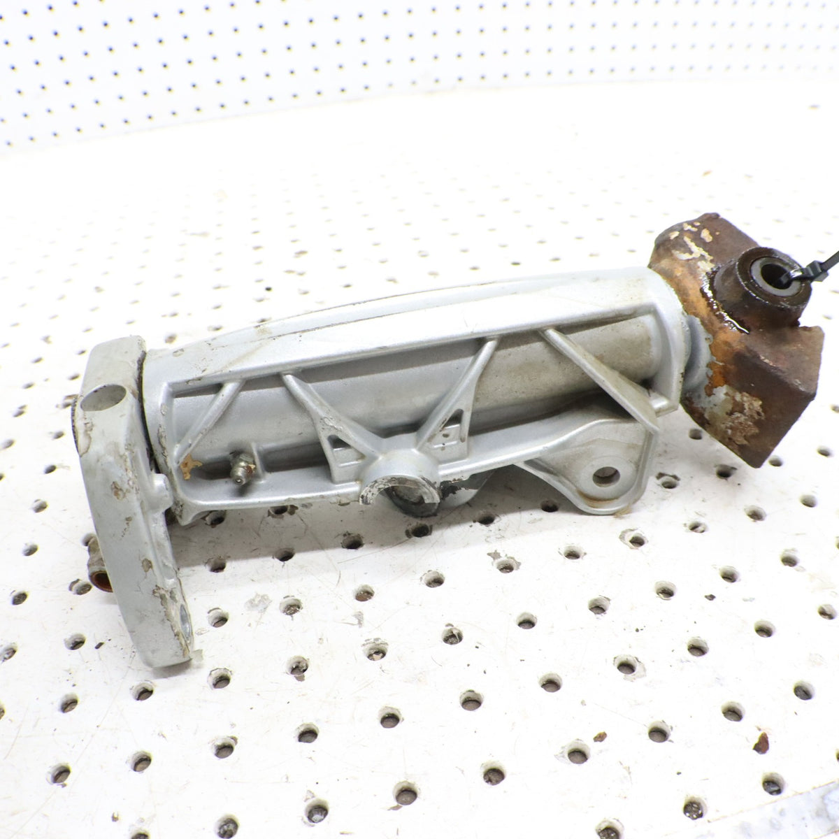 2007 Arctic Cat F6 Spindle Right 2703-220