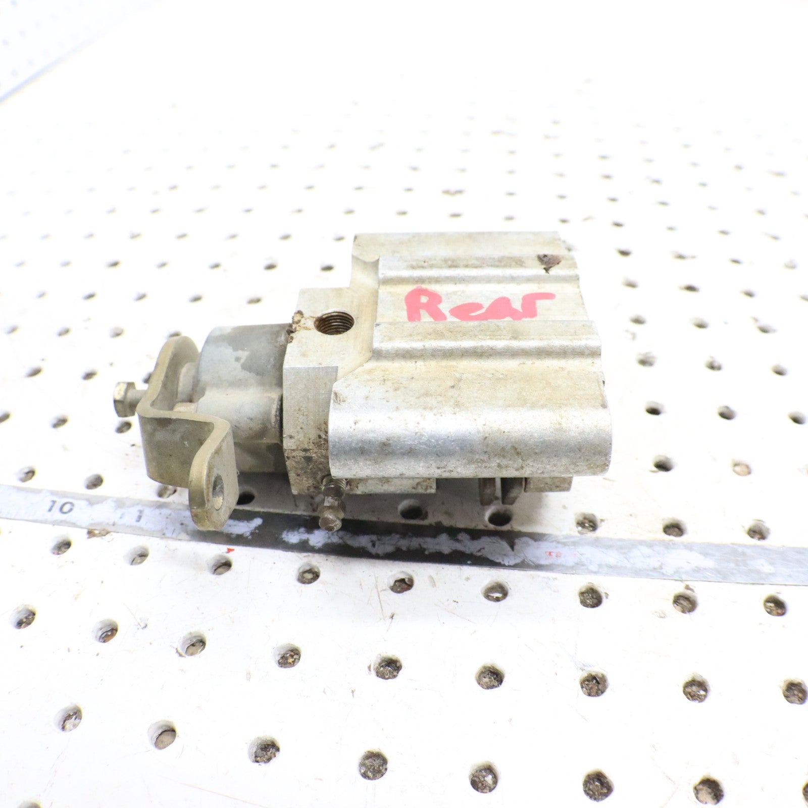 1998 Polaris Xplorer 400l Brake Caliper Rear 1910226