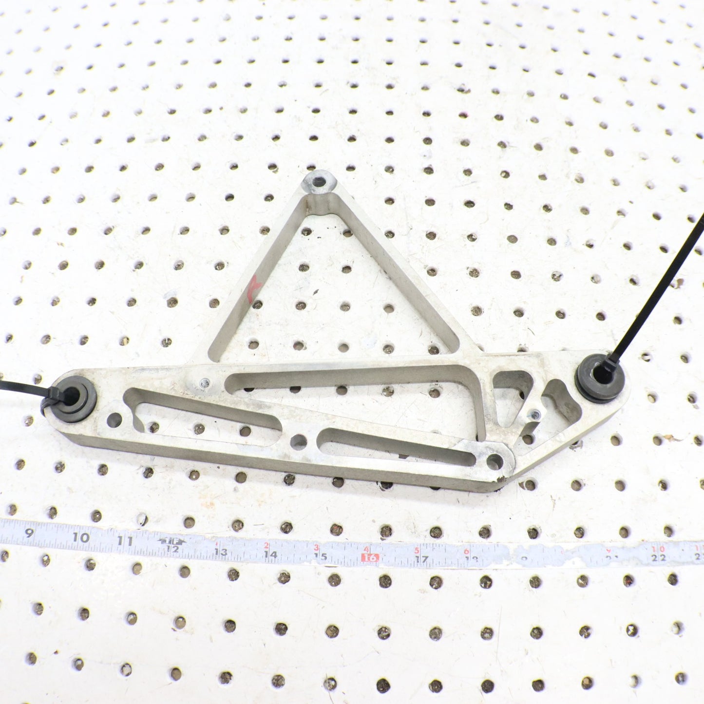 2016 Polaris Rush 800 Side Crank Right Suspension Arm Bracket 5138644 ; 5140959