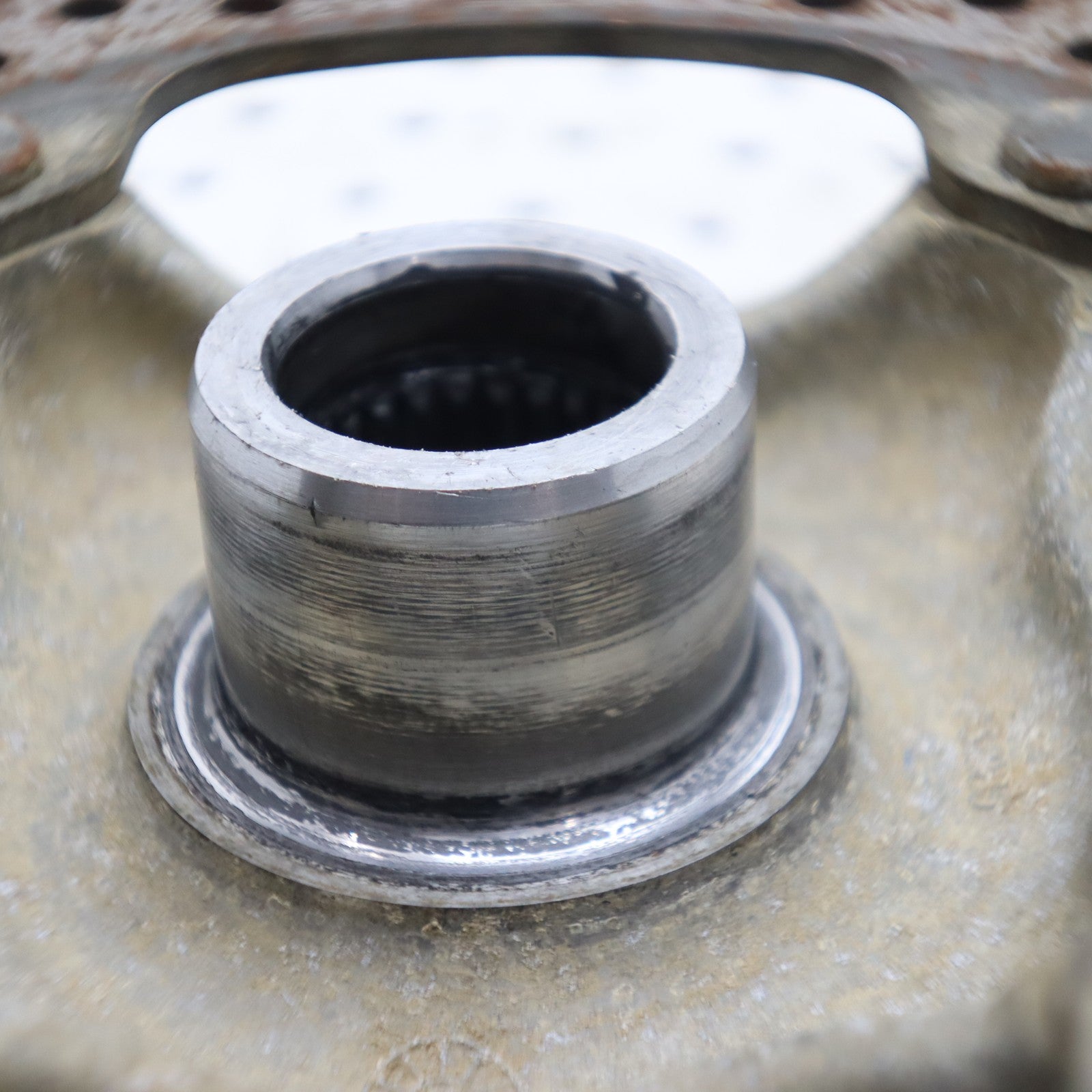 2009 Polaris Sportsman Xp 850 Wheel Hub FRONT 5135499; 5136946 