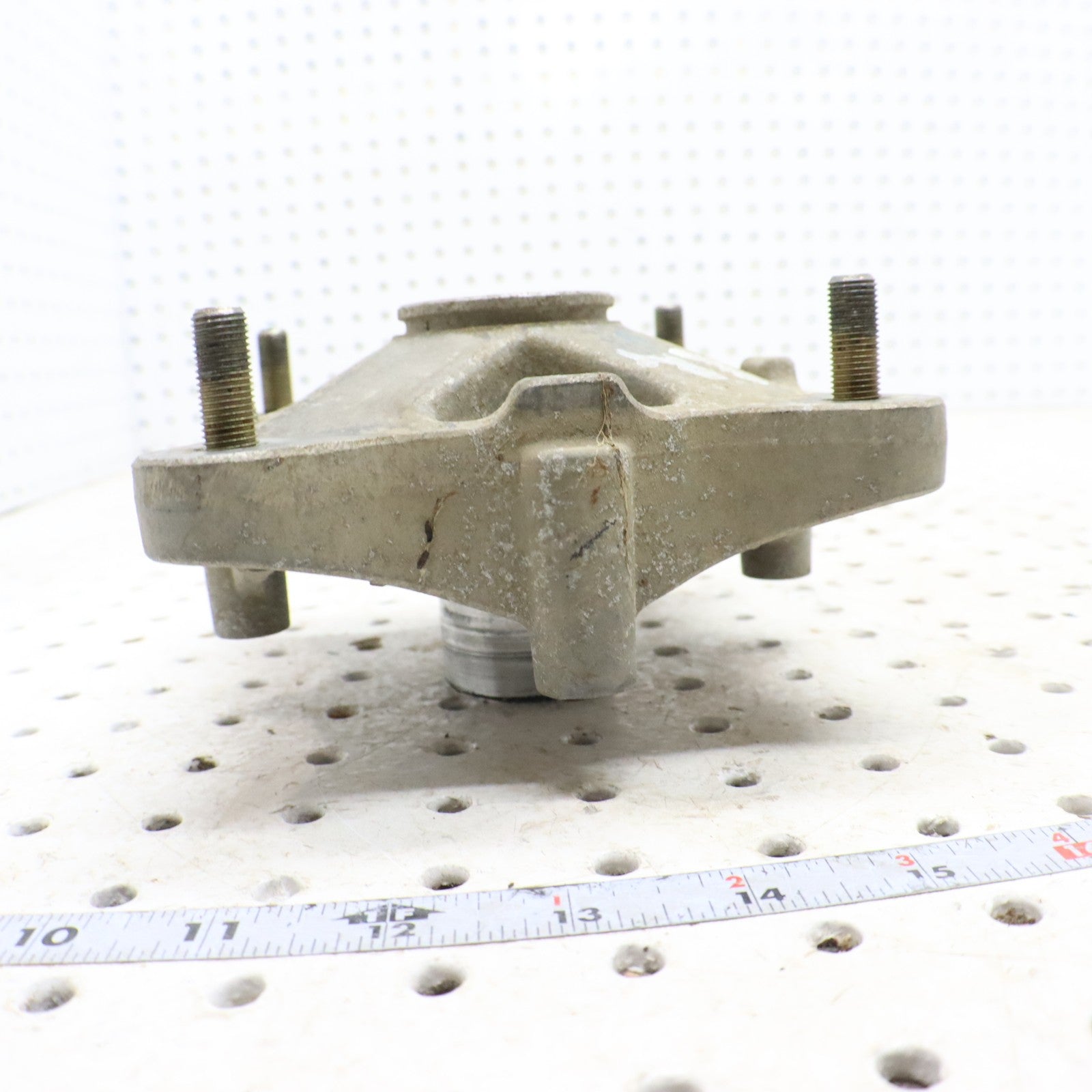 2008 Polaris Sportsman 800 Wheel Hub 5135113; 5143629 REAR 
