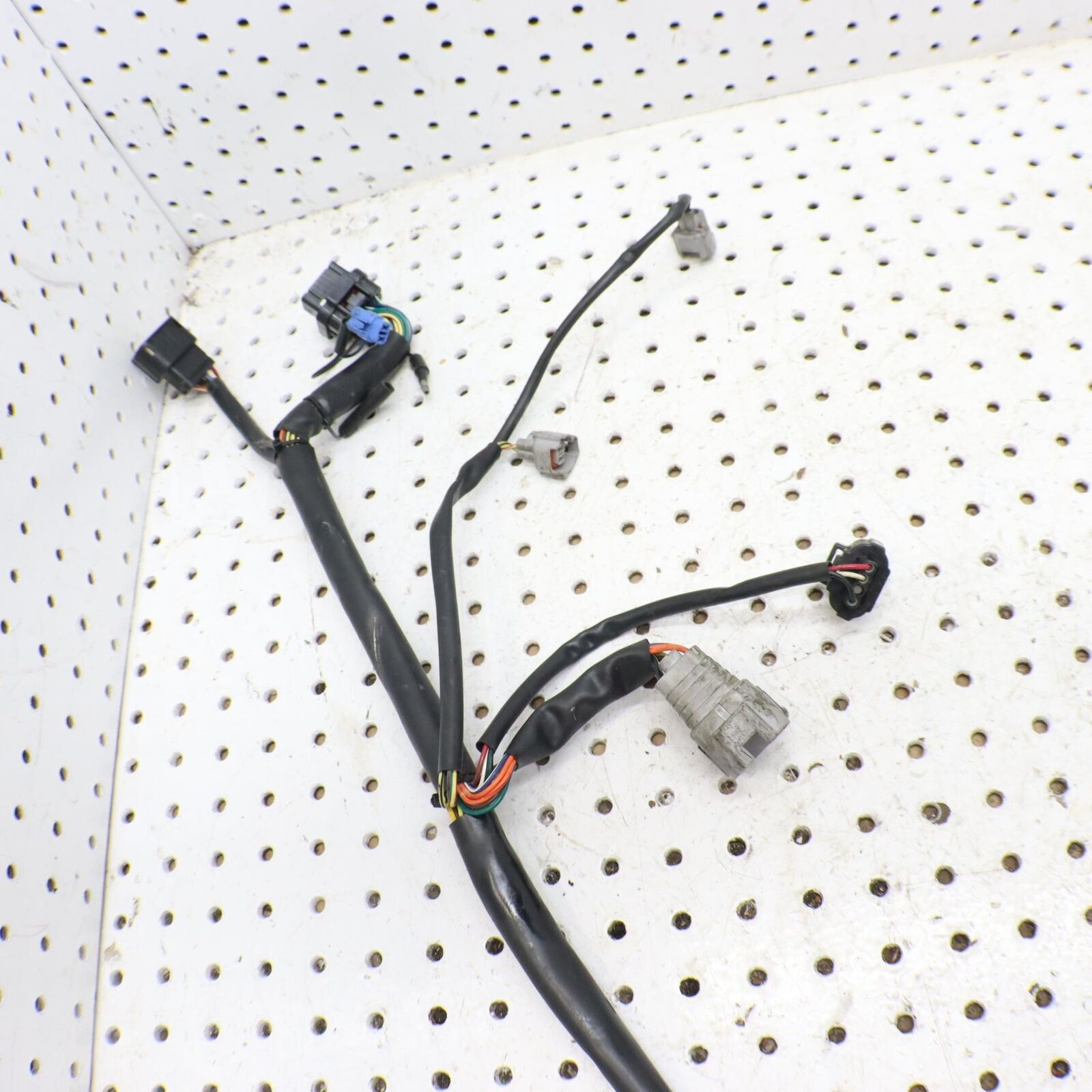 2005 ARCTIC CAT SABERCAT 600 MAIN ENGINE WIRING HARNESS MOTOR WIRE LOOM 1686-018