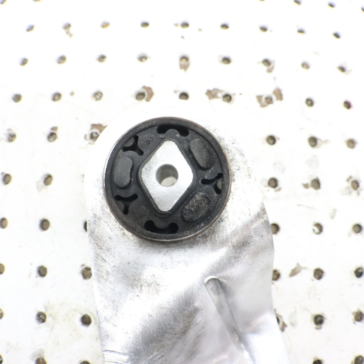 2007 Arctic Cat F6 Motor Engine Mount left pto 0708-484