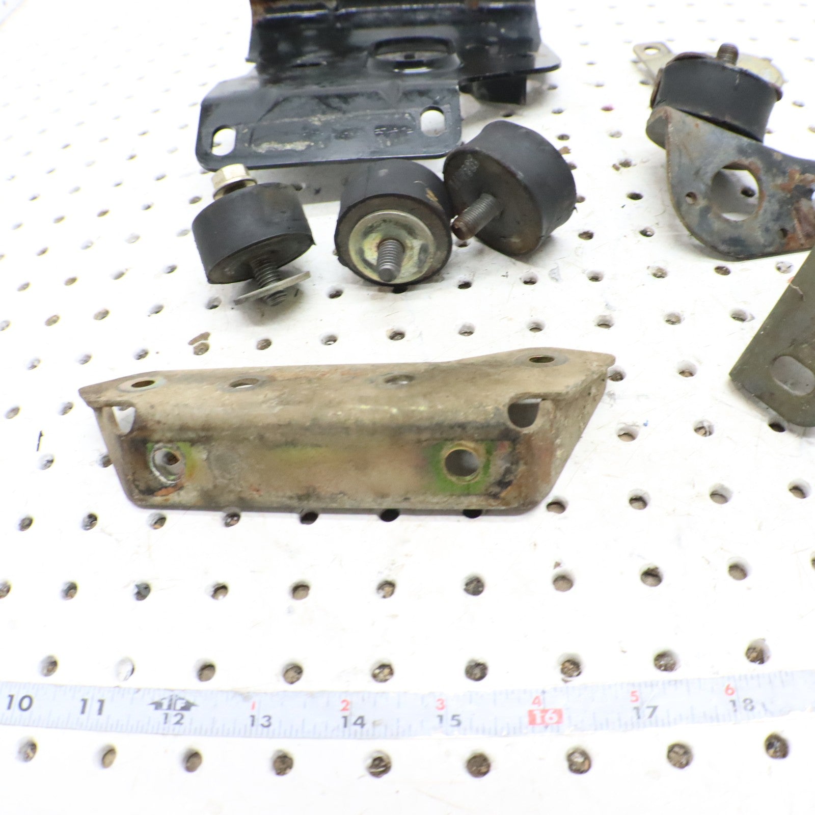 2008 Polaris Sportsman 800 Engine Motor Mounts 5244771-067 1013134-067 5247368 