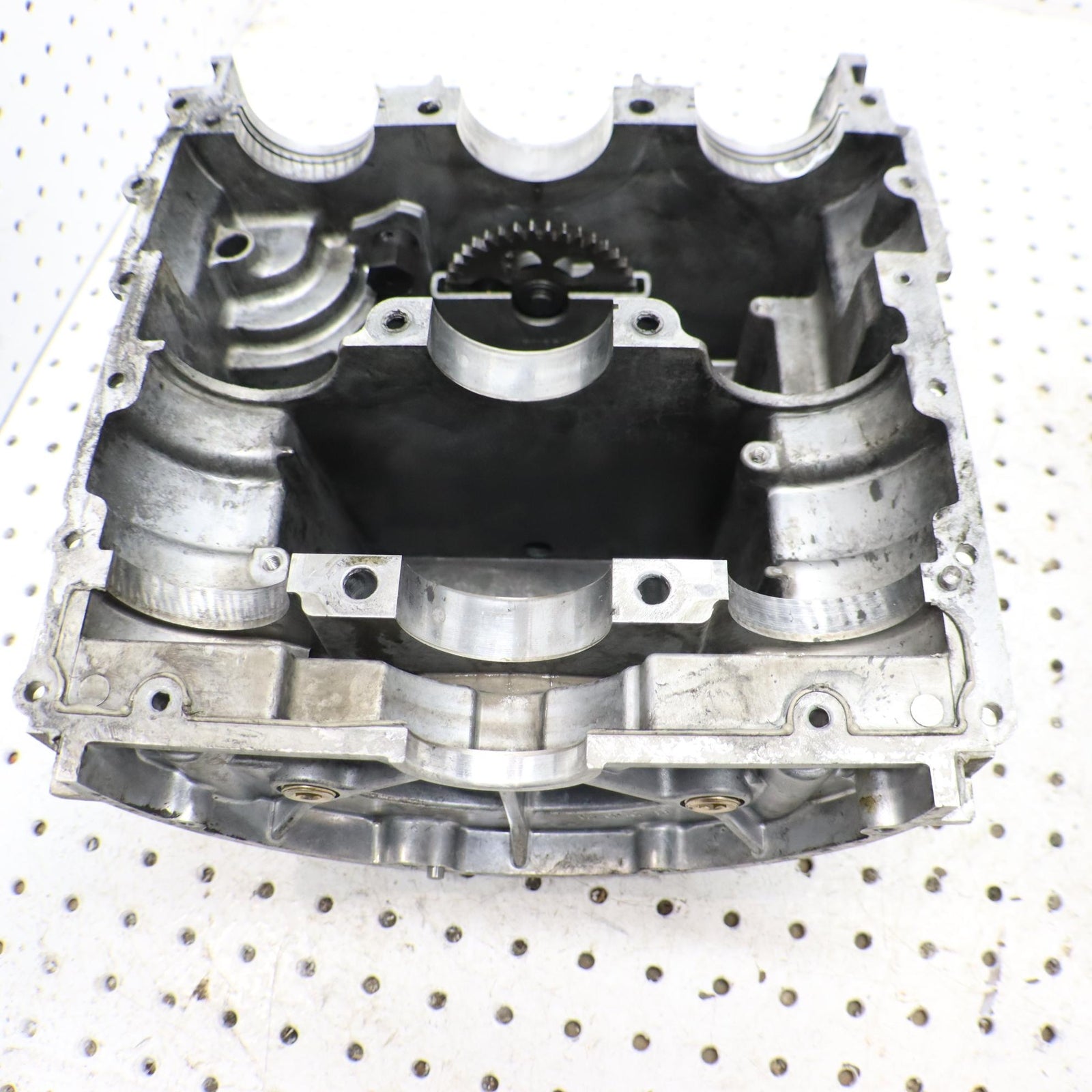  POLARIS SPORTSMAN XP 850 CRANKCASE ENGINE CASE 2204054; 2204957; 5632167 CORE