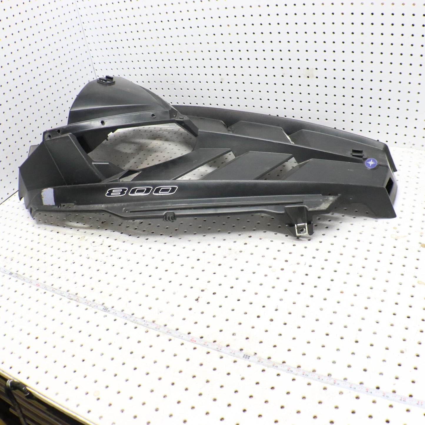 2014 POLARIS PRO RMK 800 HOOD SHROUD 5437509-070 (CRACKED)