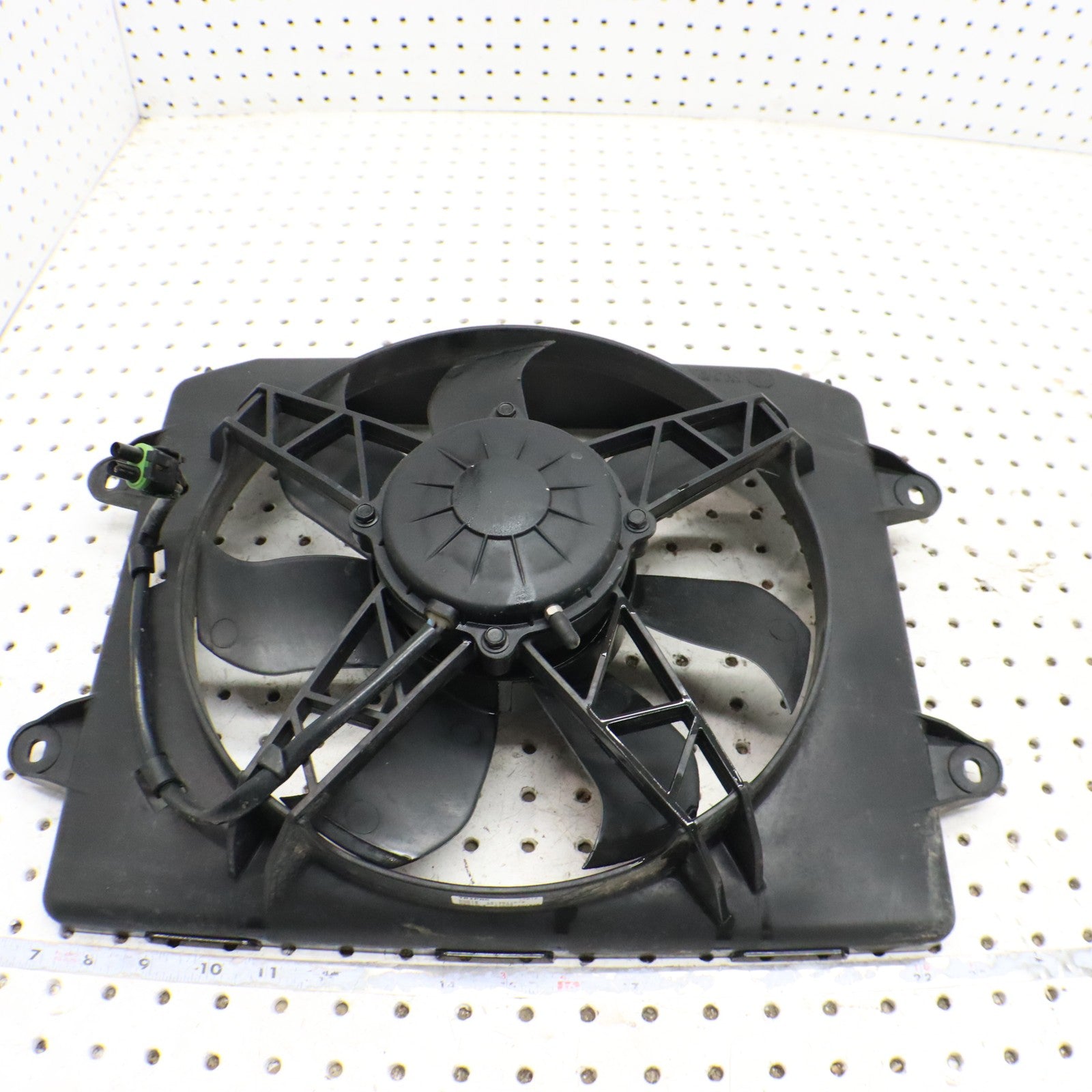 2013 Polaris Ranger 800 Cooling Radiator Fan 2411559 2411732