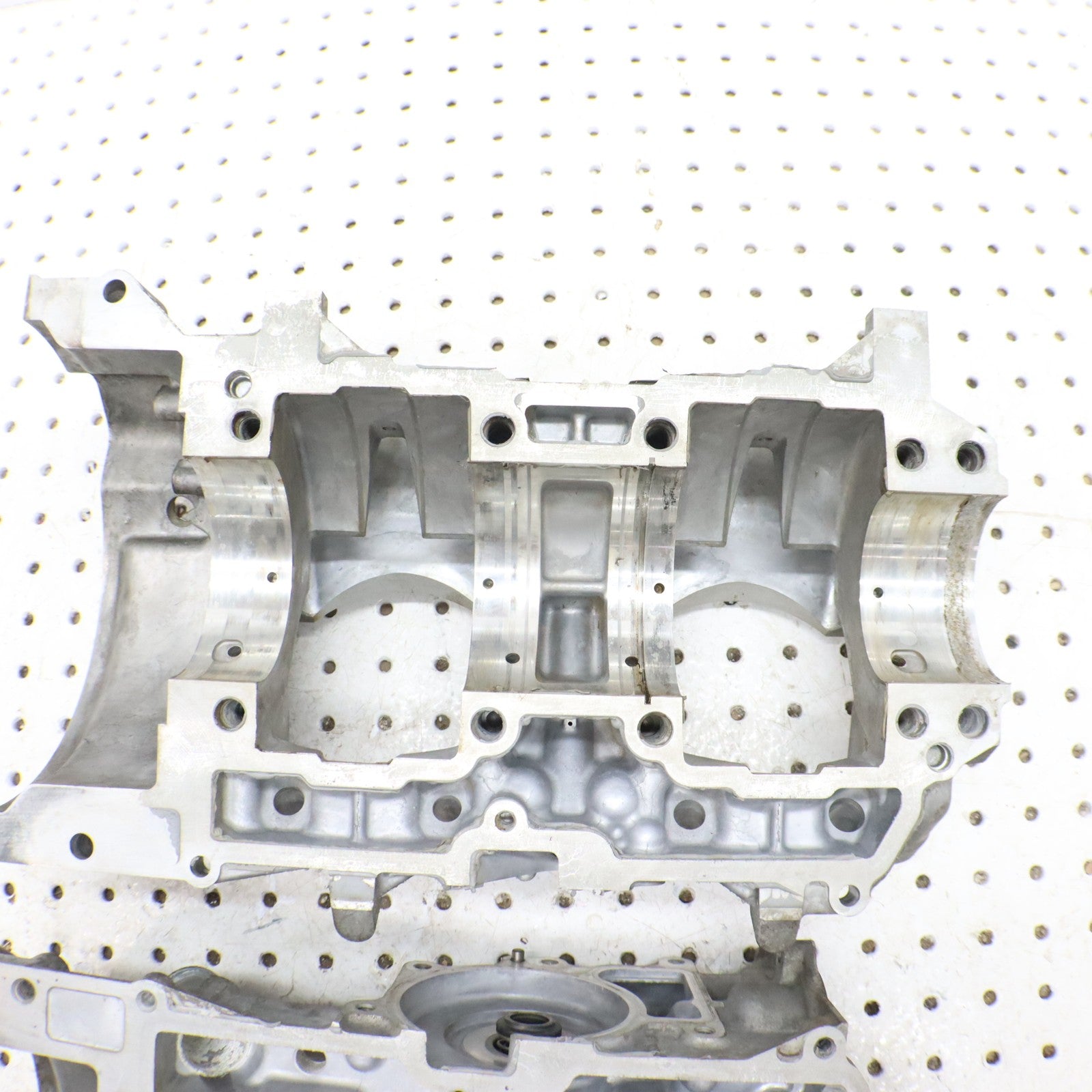 2009 Arctic Cat Crossfire R 8 Crankcase Engine Case Motor Crank Case 3007-526