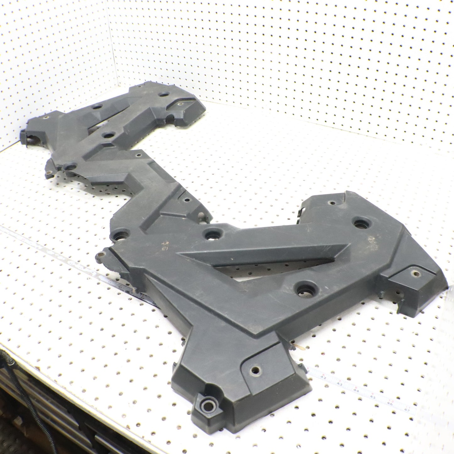2017 Polaris Sportsman 570 Rear Rack 2635059-070 CRACKED