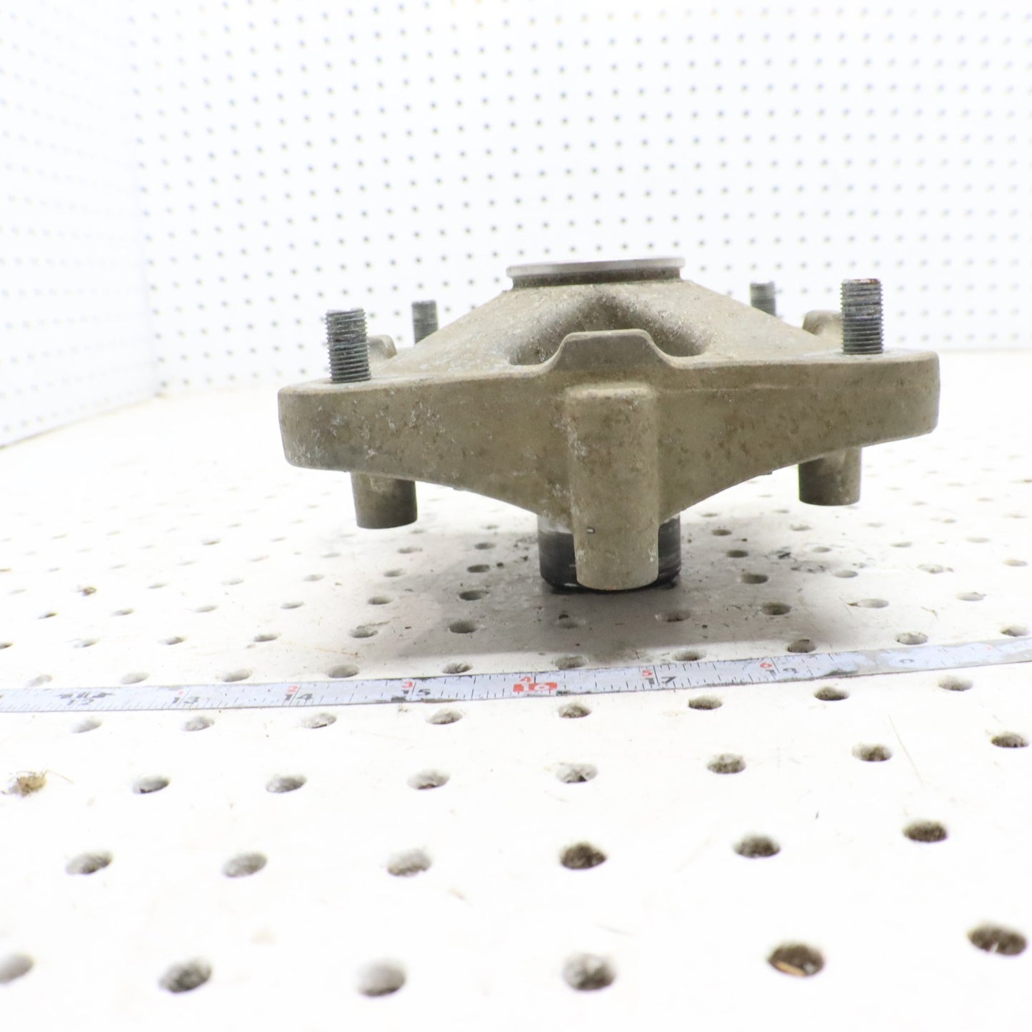 2009 Polaris Sportsman 800 Wheel Hub 5135113 5143629 REAR 