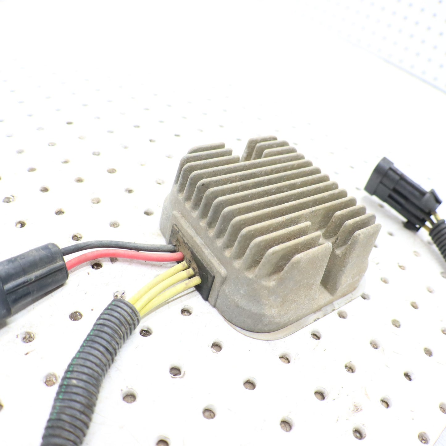 2009 Polaris Sportsman Xp 850 Voltage Regulator 4011636