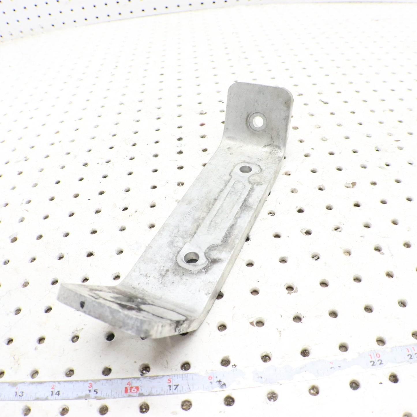 2007 Polaris Iq 600 Muffler Mount Support 5135200