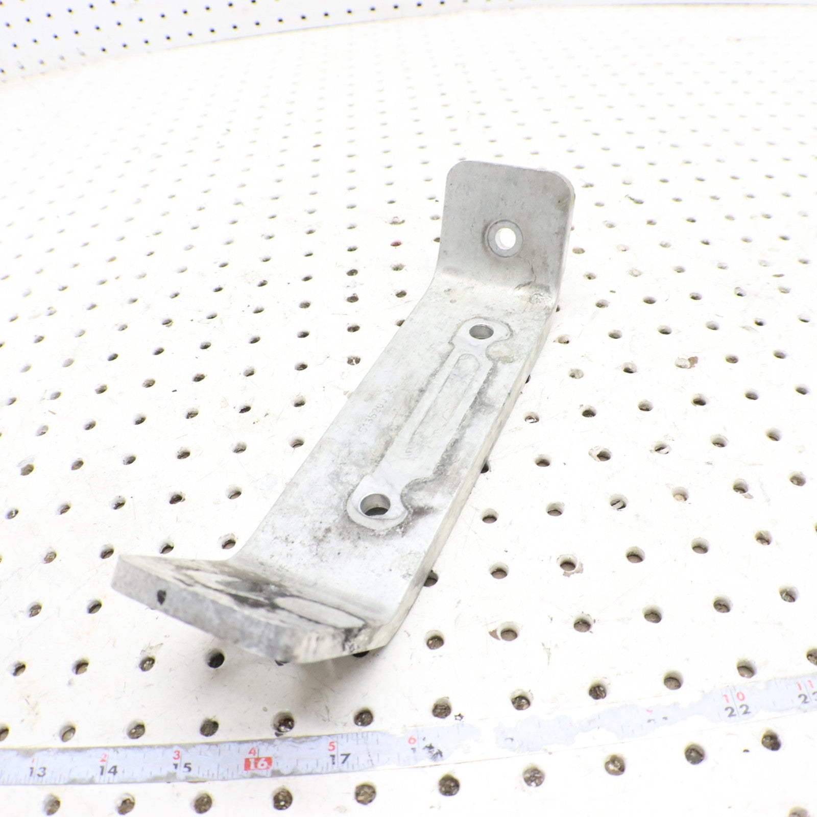 2007 Polaris Iq 600 Muffler Mount Support 5135200