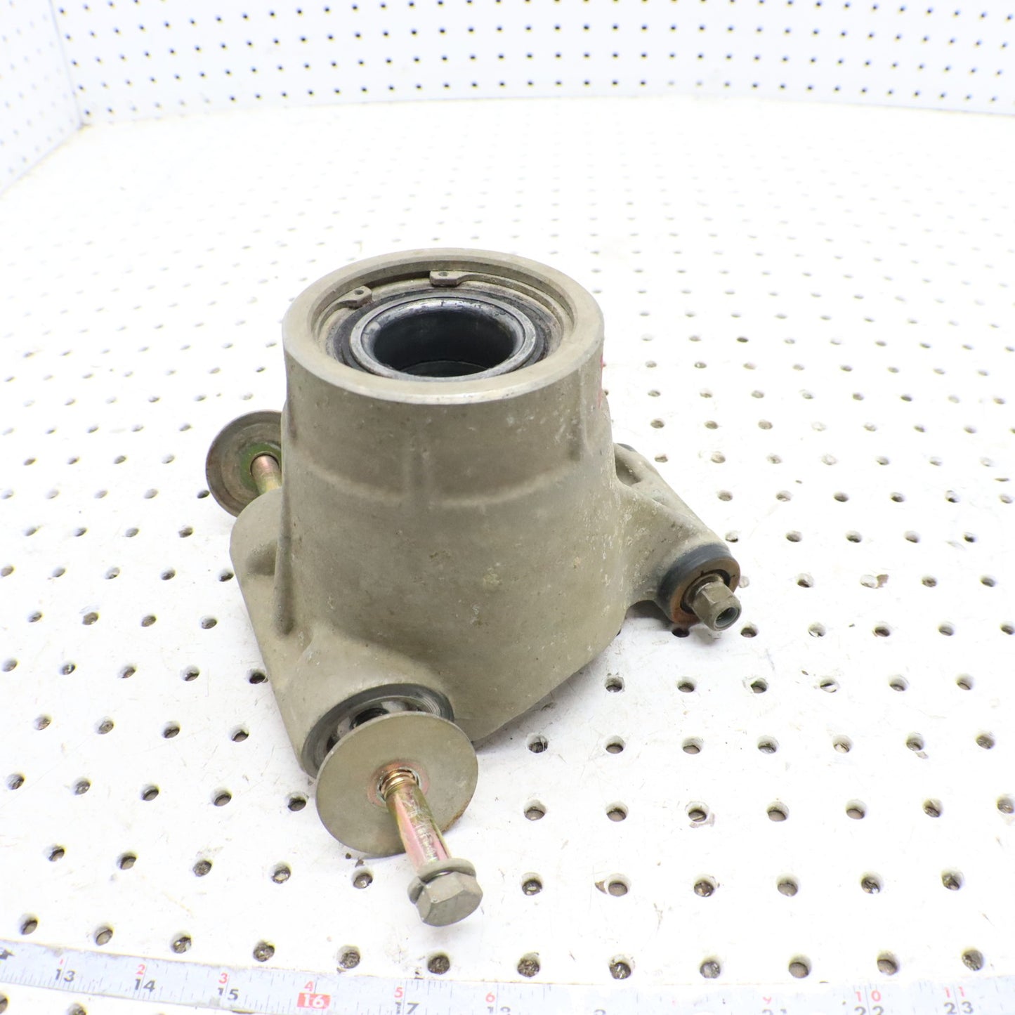 2009 Polaris Sportsman 800 Bearing Carrier Knuckle Rear 5135563