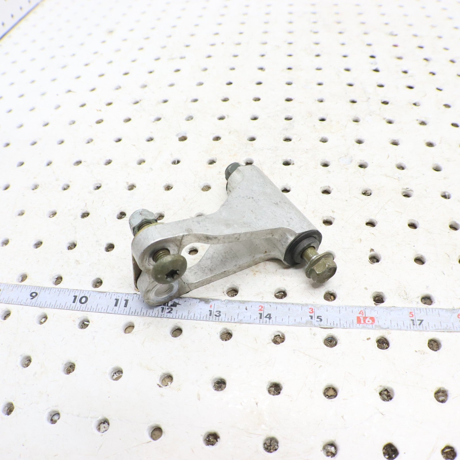 2016 Polaris Rush 800 Idler Steering IDLER ARM ASSEMBLY 1824419 