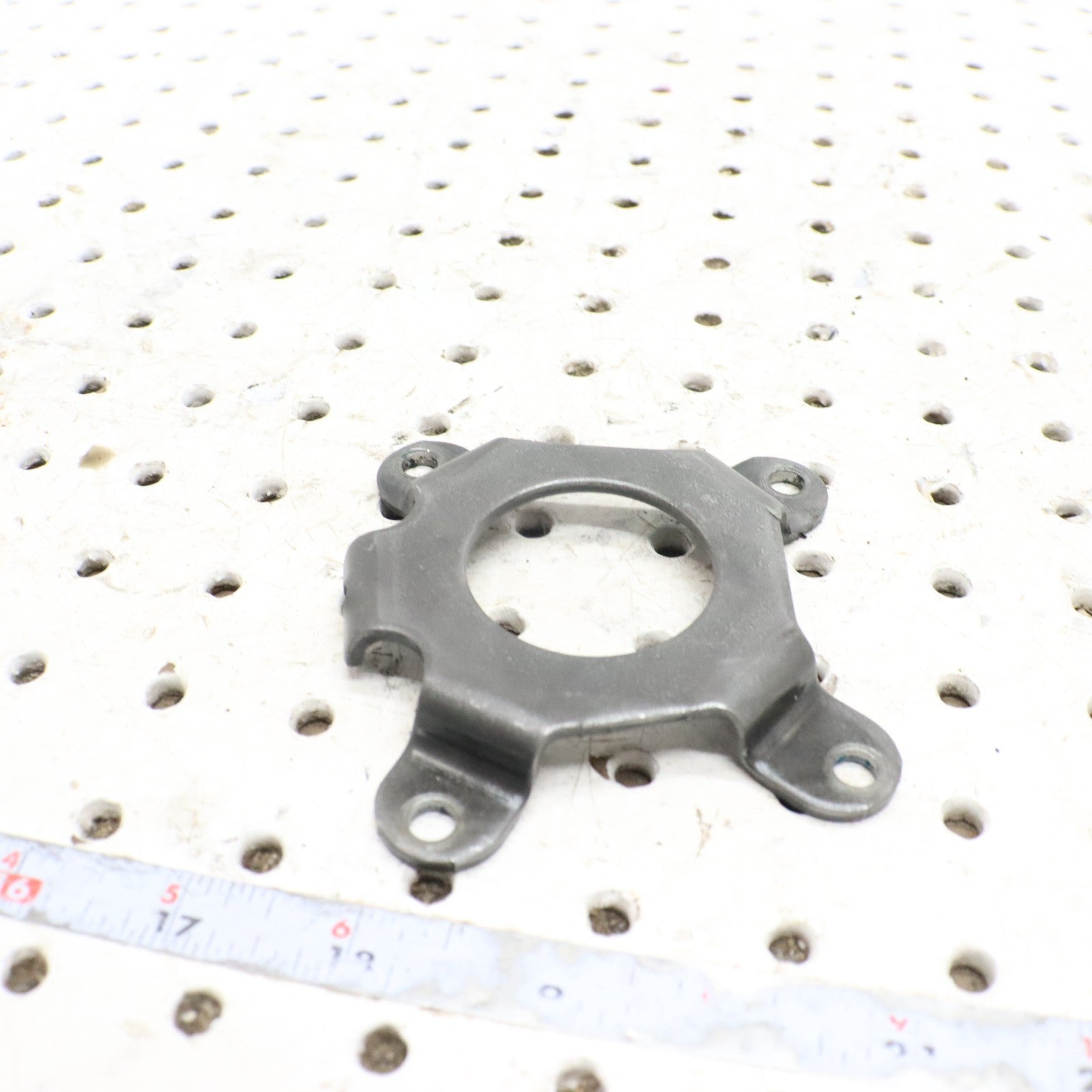 2009 Polaris Sportsman 800 Transmission Gearcase Bearing Cover Retianer 3234122