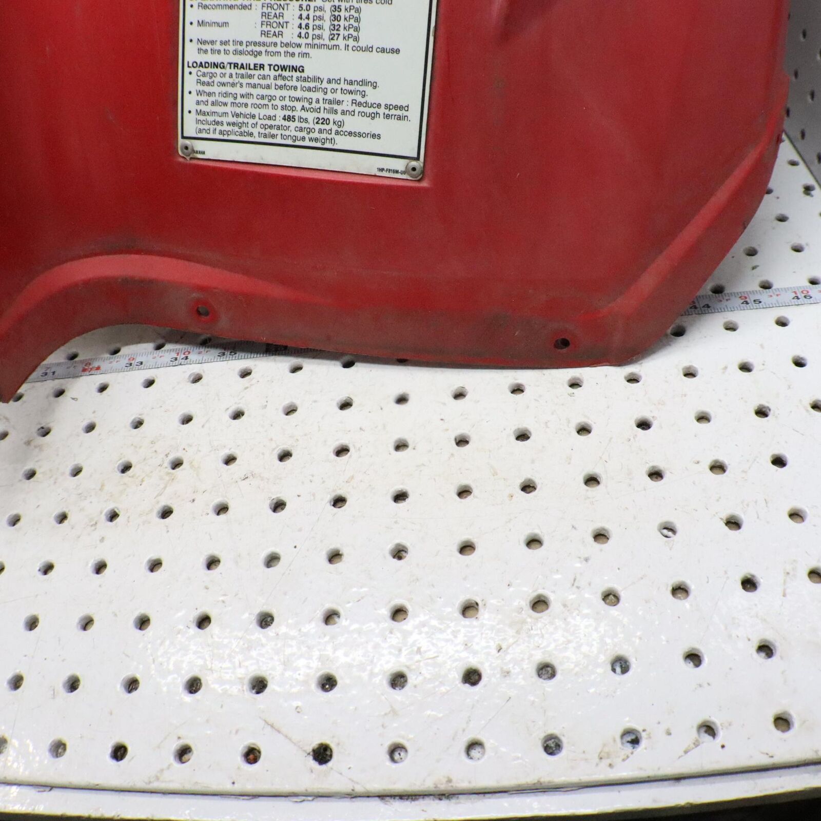2013 YAMAHA GRIZZLY 700 REAR FENDER CAB 1HP-F1600 RED
