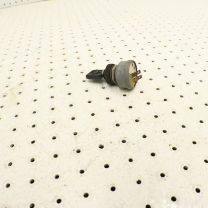 1995 Polaris Xcr 600 Ignition Key Switch 2200357;  2410009 