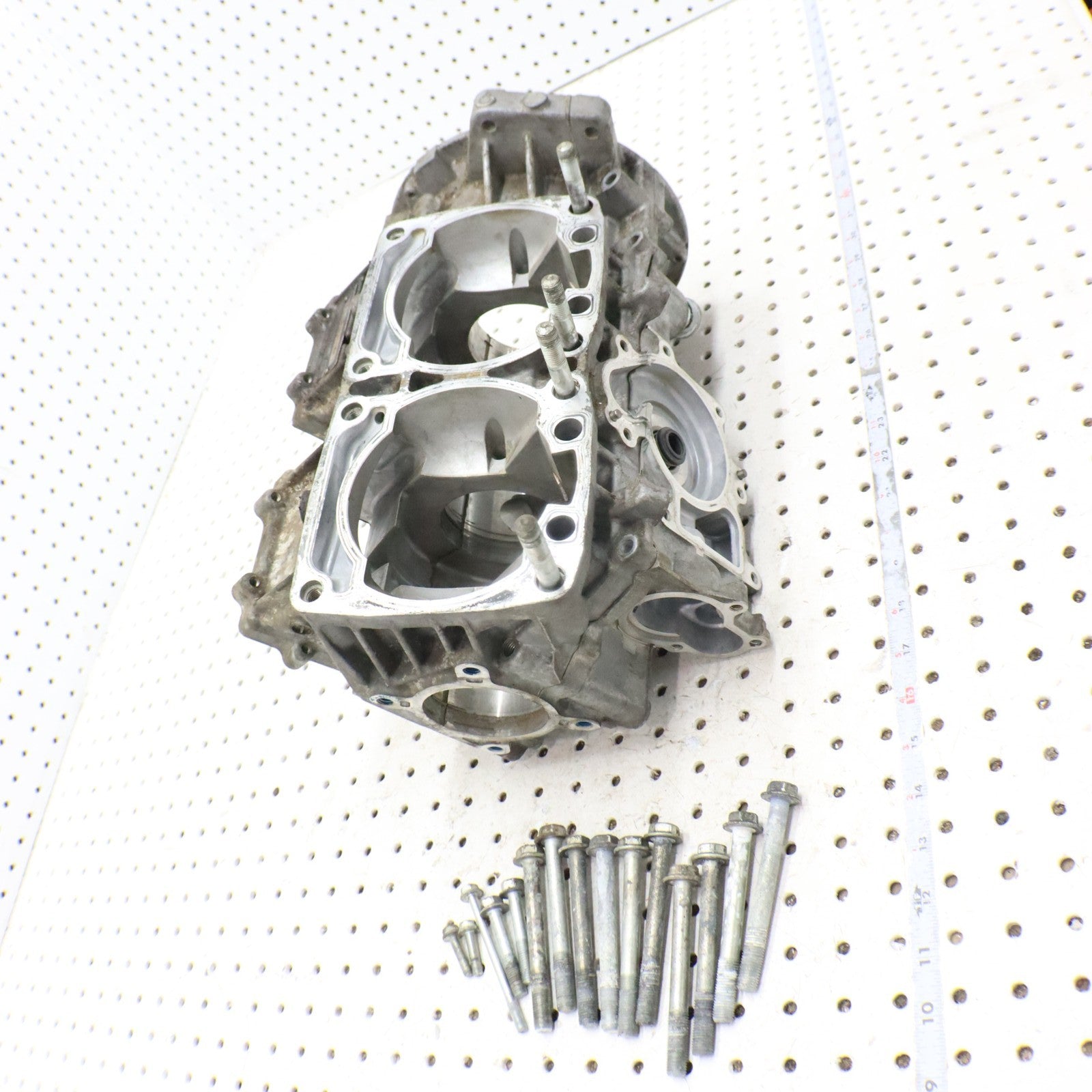 2009 Arctic Cat Crossfire R 8 Crankcase Engine Case Motor Crank Case 3007-526