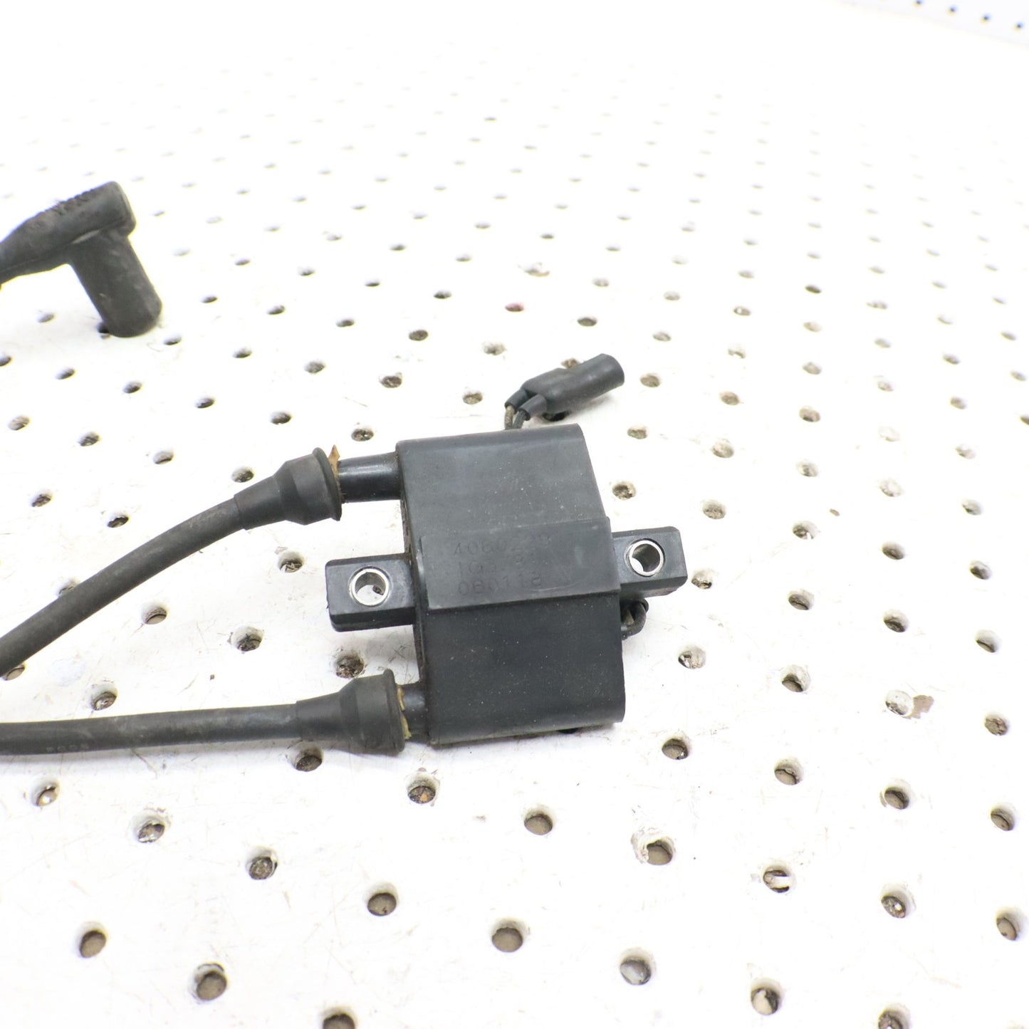 2007 Polaris Iq 600 Ignition Coil 4060229; 4016199