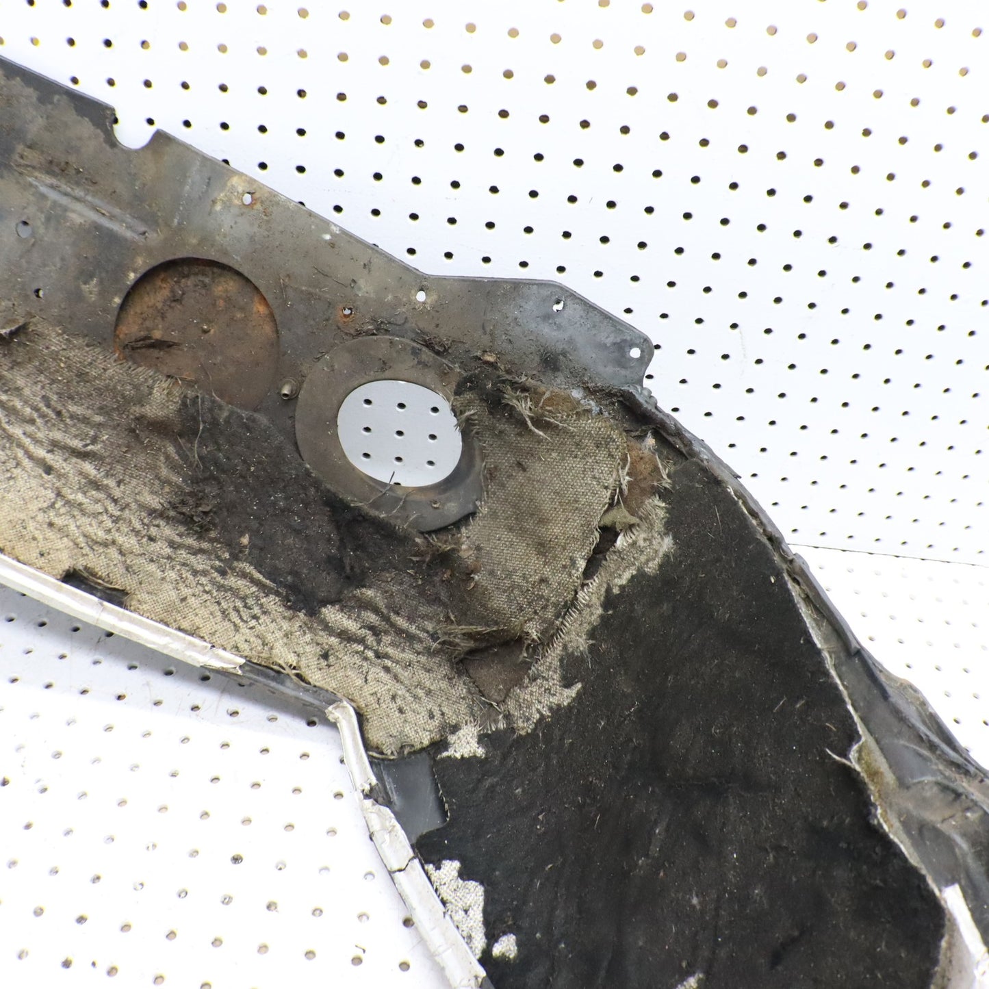 2007 Polaris Iq 600 Fender Bellypan Right 2633254-070