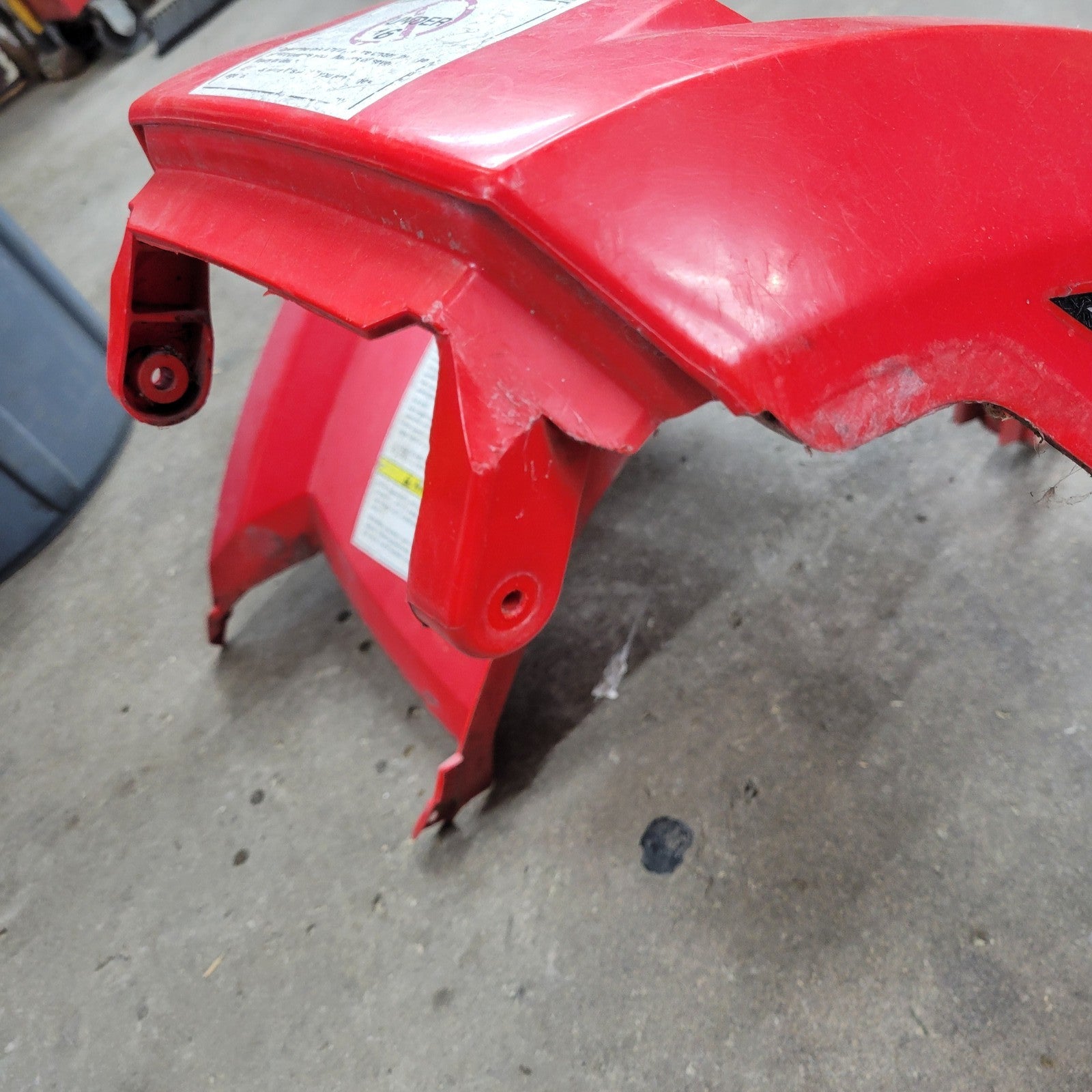 2009 Polaris Sportsman 800 Front Fender 5437844-293; 2634094-293