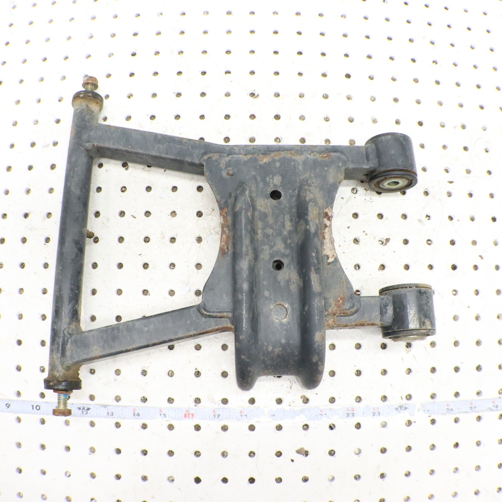 2009 Polaris Sportsman 800 Lower Right Rear Control A Arm 1015889-067