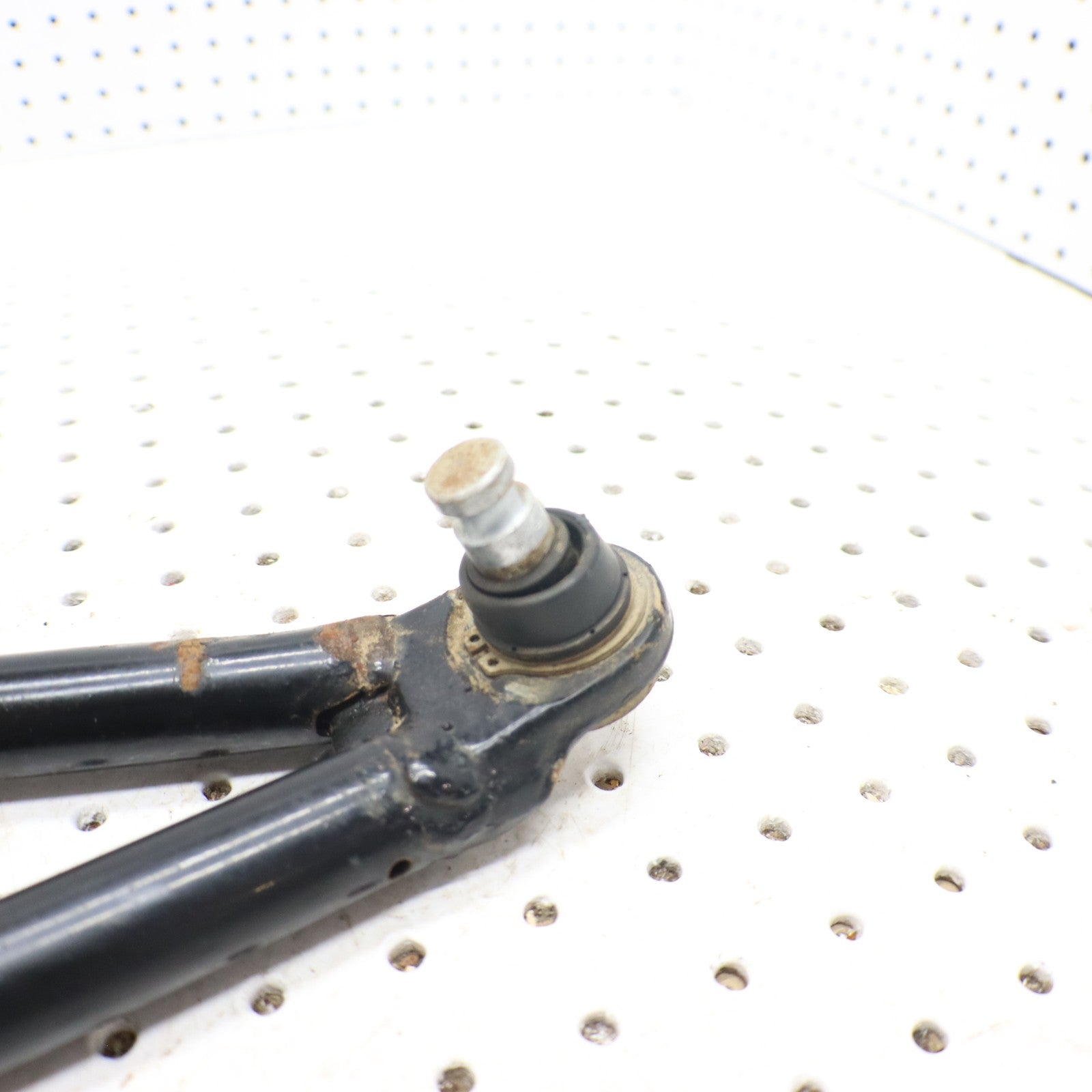 2009 Polaris Sportsman Xp 850 Front Lower Right Control Arm 1017157-067 1019811