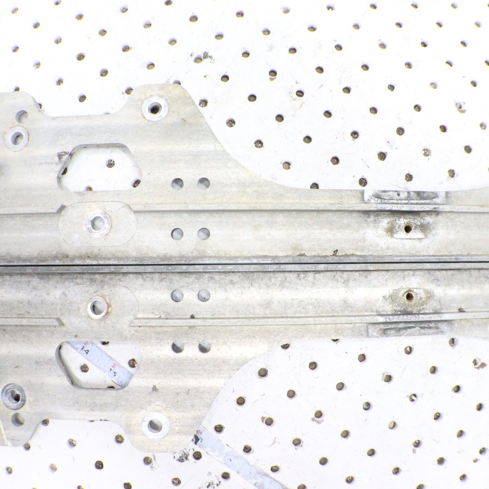 2007 Polaris Iq 600 Slide Rails L & R  1542130 ; 1542131 