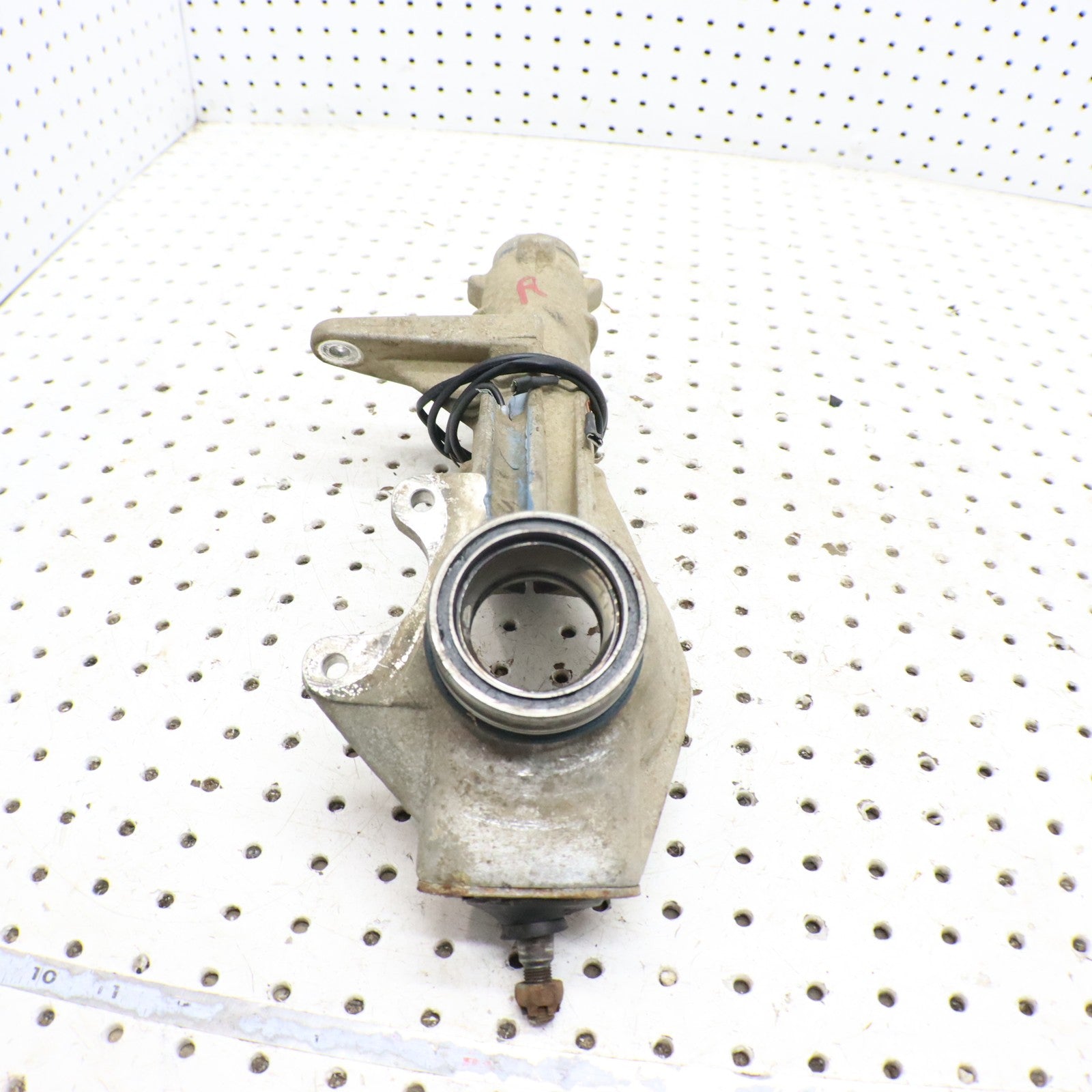 1995 Polaris Xplorer 400 Front Hub Strut RIGHT 2200599