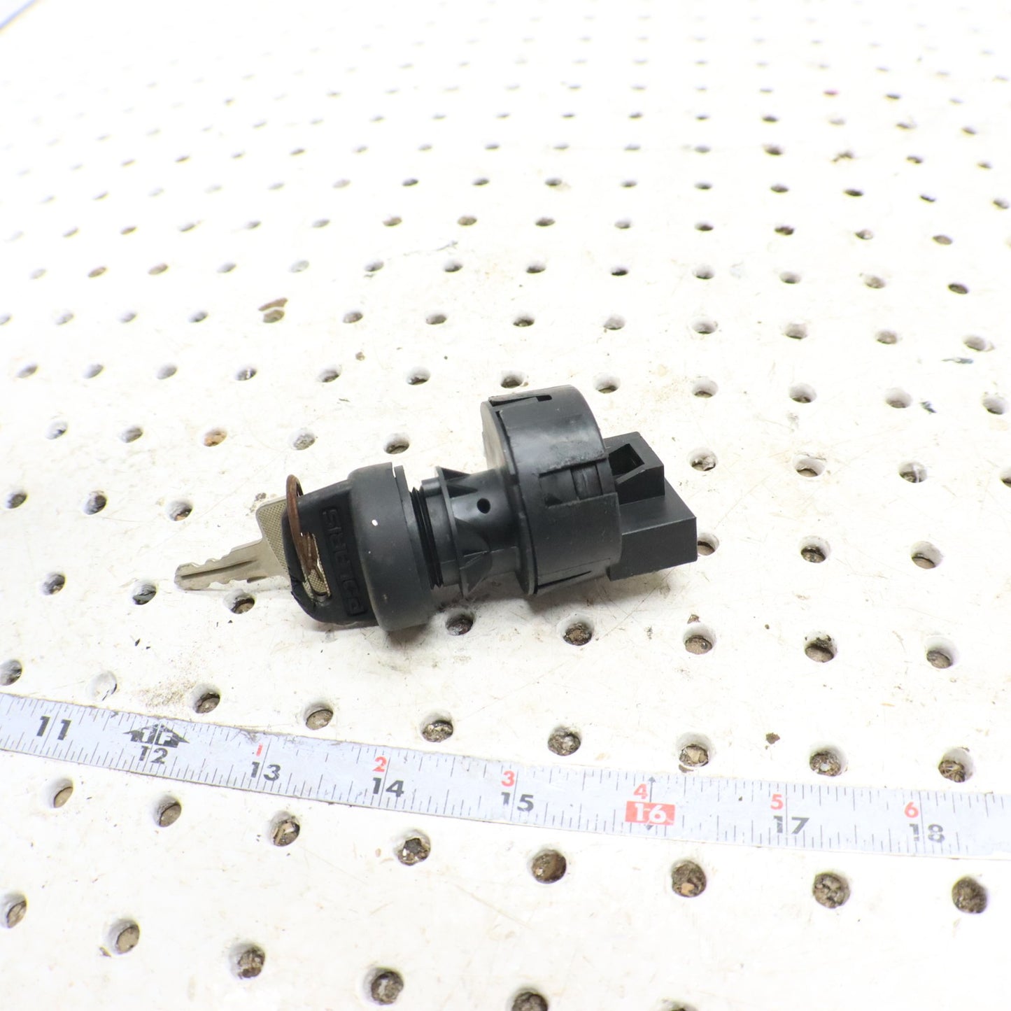 2008 Polaris Sportsman 800 Ignition Key Switch 4012165; 4081556