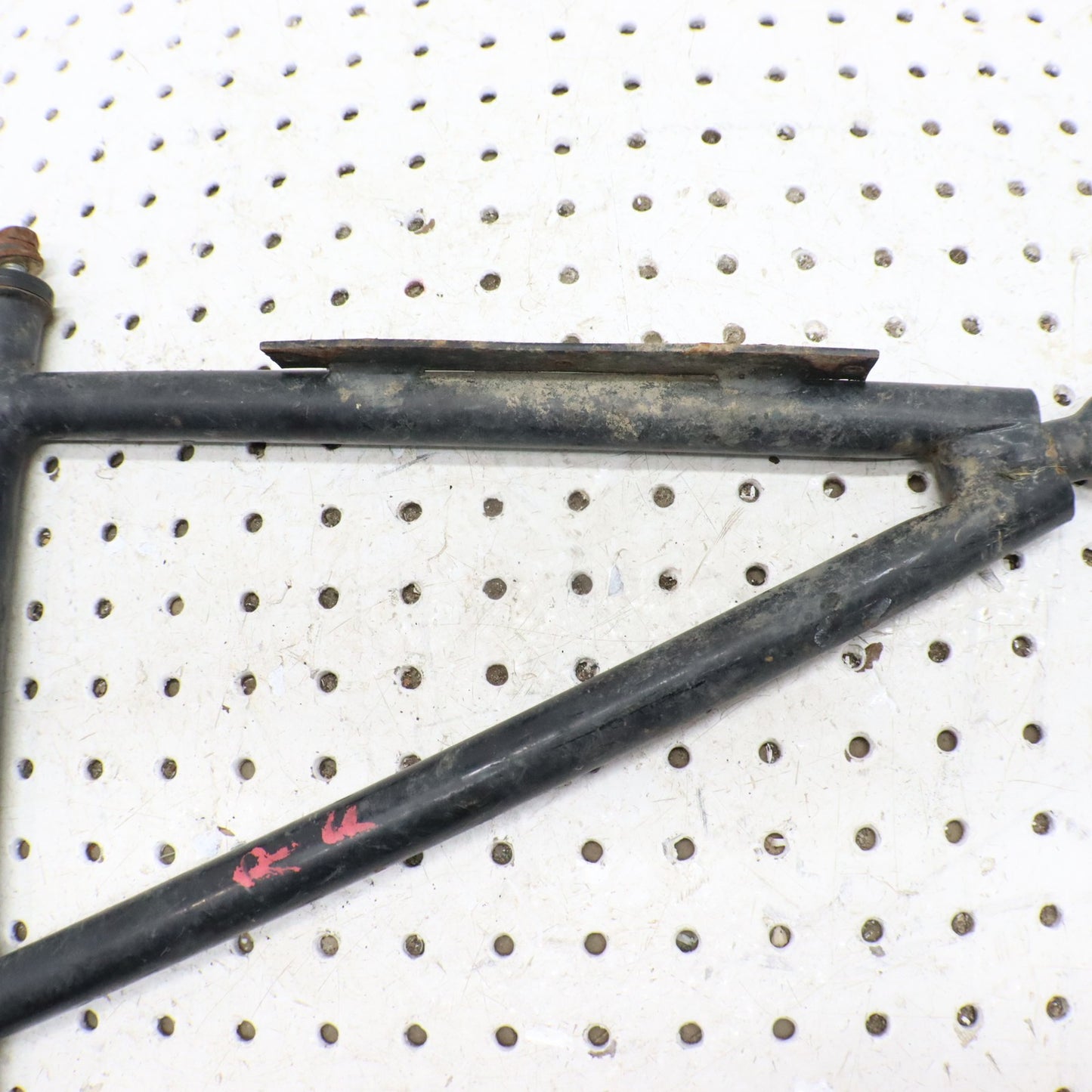 2009 Polaris Sportsman 800 Front Lower Right Control A Arm 2202866