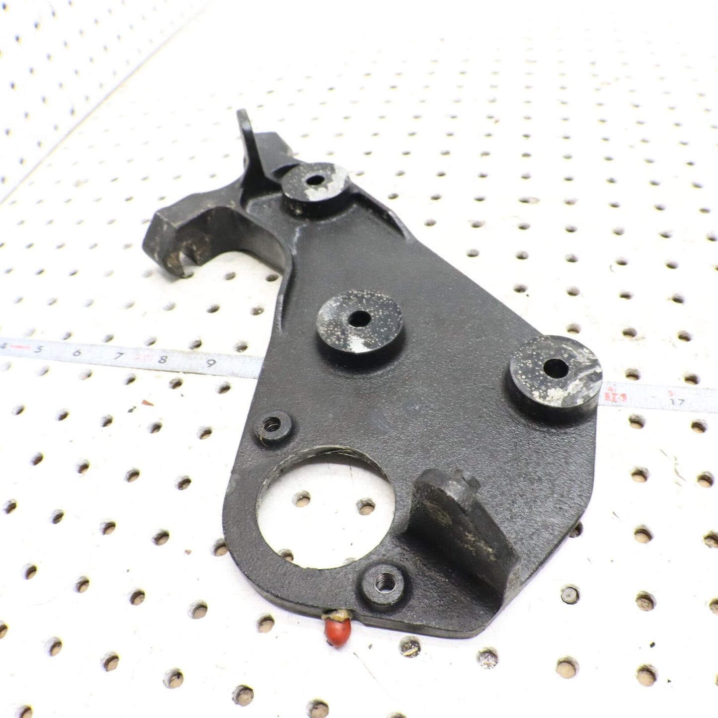 2002 ARCTIC CAT ZR 600 ENGINE MOTOR MOUNT BRACKET  0708-140