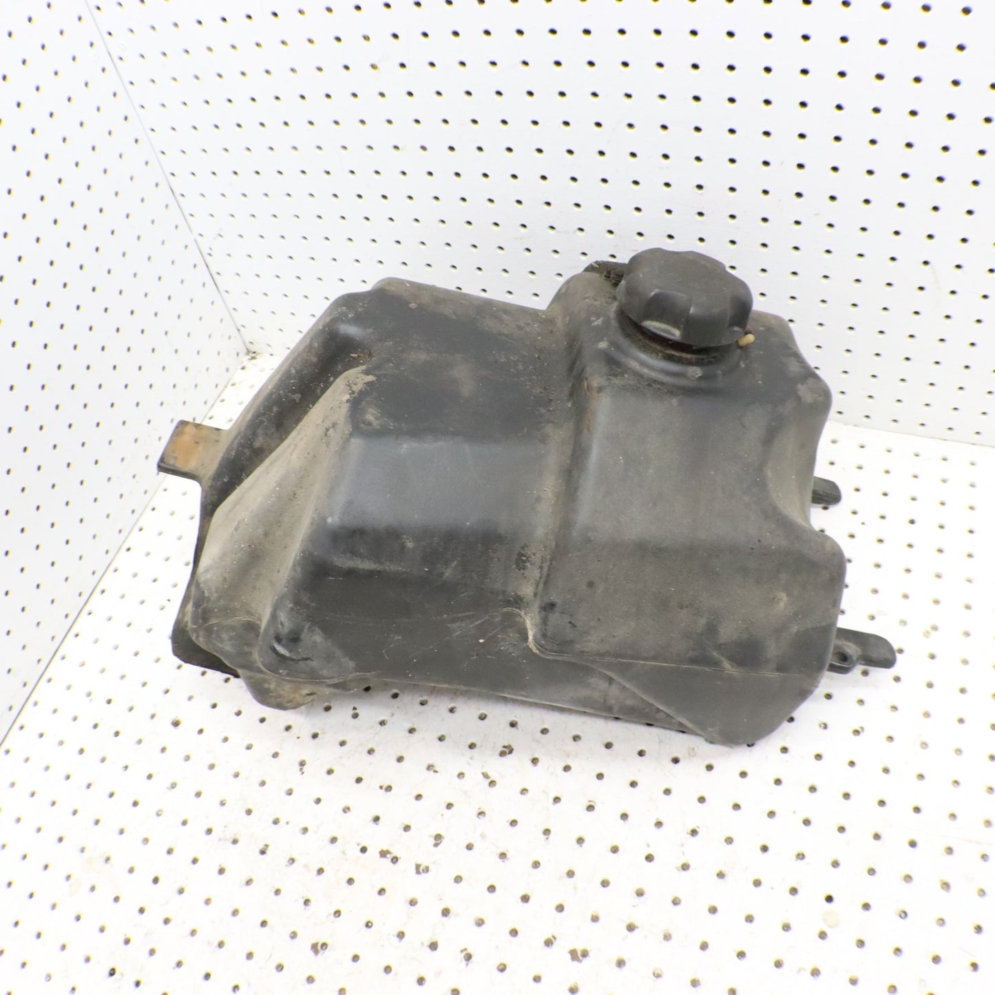 2003 Polaris Sportsman 600 Fuel Tank Gas Tank 2520203 2520363