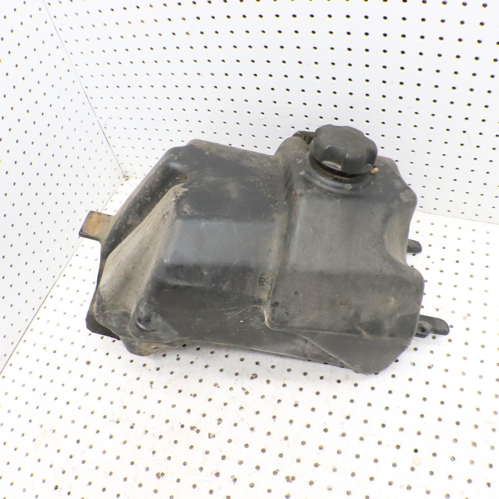 2003 Polaris Sportsman 600 Fuel Tank Gas Tank 2520203 2520363