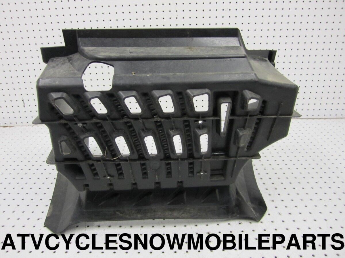 2009 POLARIS SPORTSMAN 850 XP EPS FOOTWELL-RH BLK 5435822-070, 5439077-070