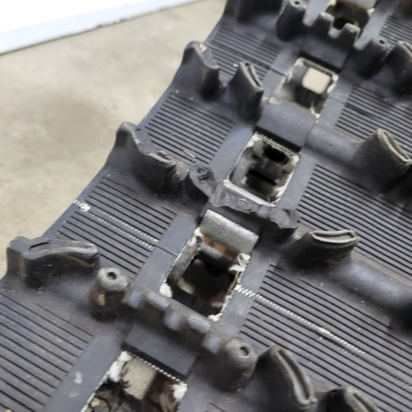 2009 Arctic Cat Crossfire R 8 128 x 14 x 1 Hacksaw Track 2602-047