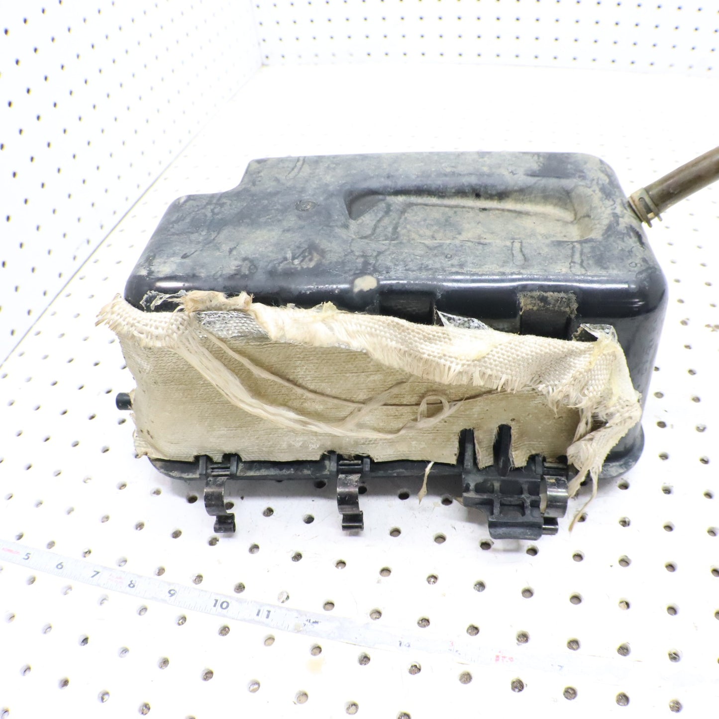 2012 Polaris Sportsman 500 Airbox Air Intake Filter Box 5438552
