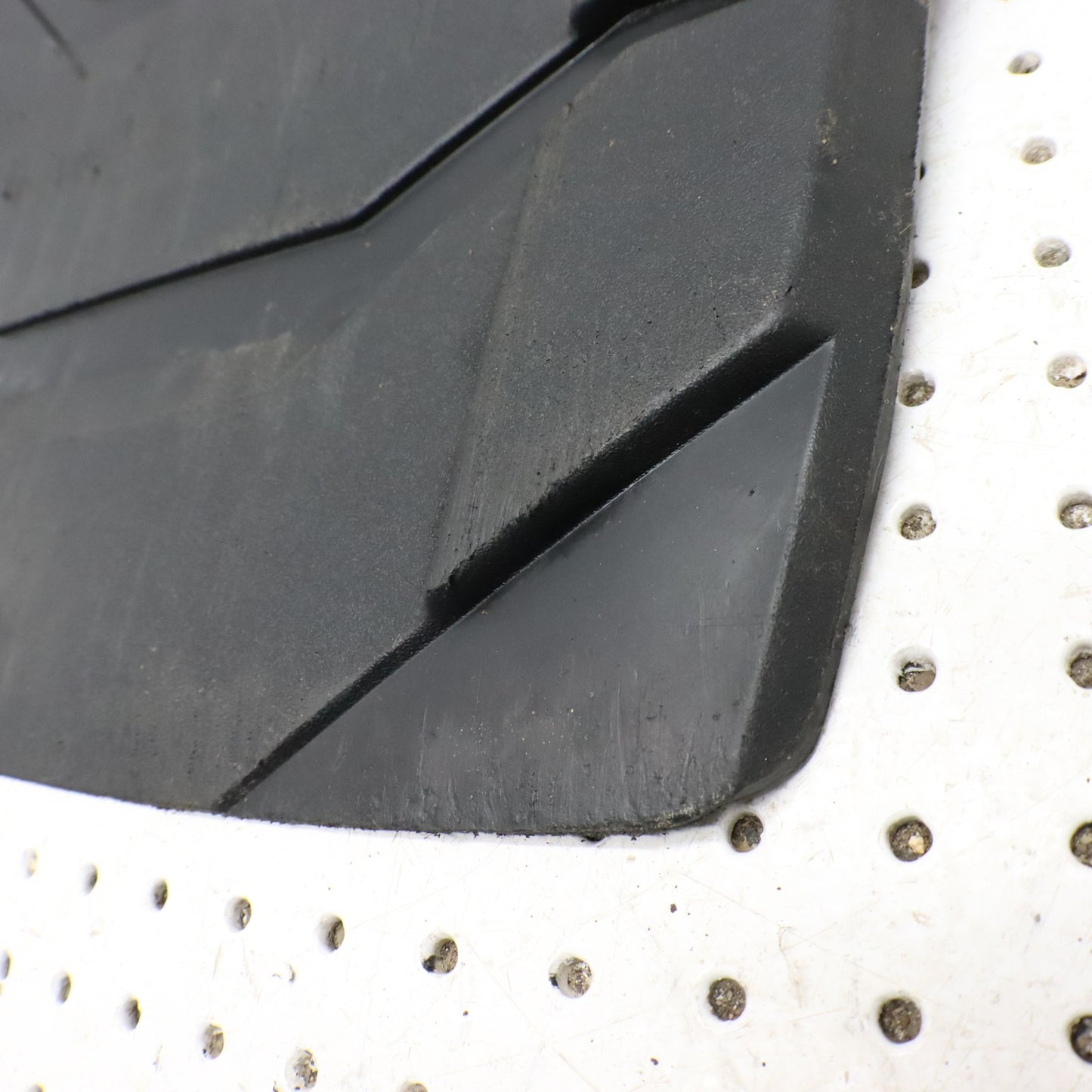 2009 Arctic Cat Crossfire R 8 Snow Flap 5606-525