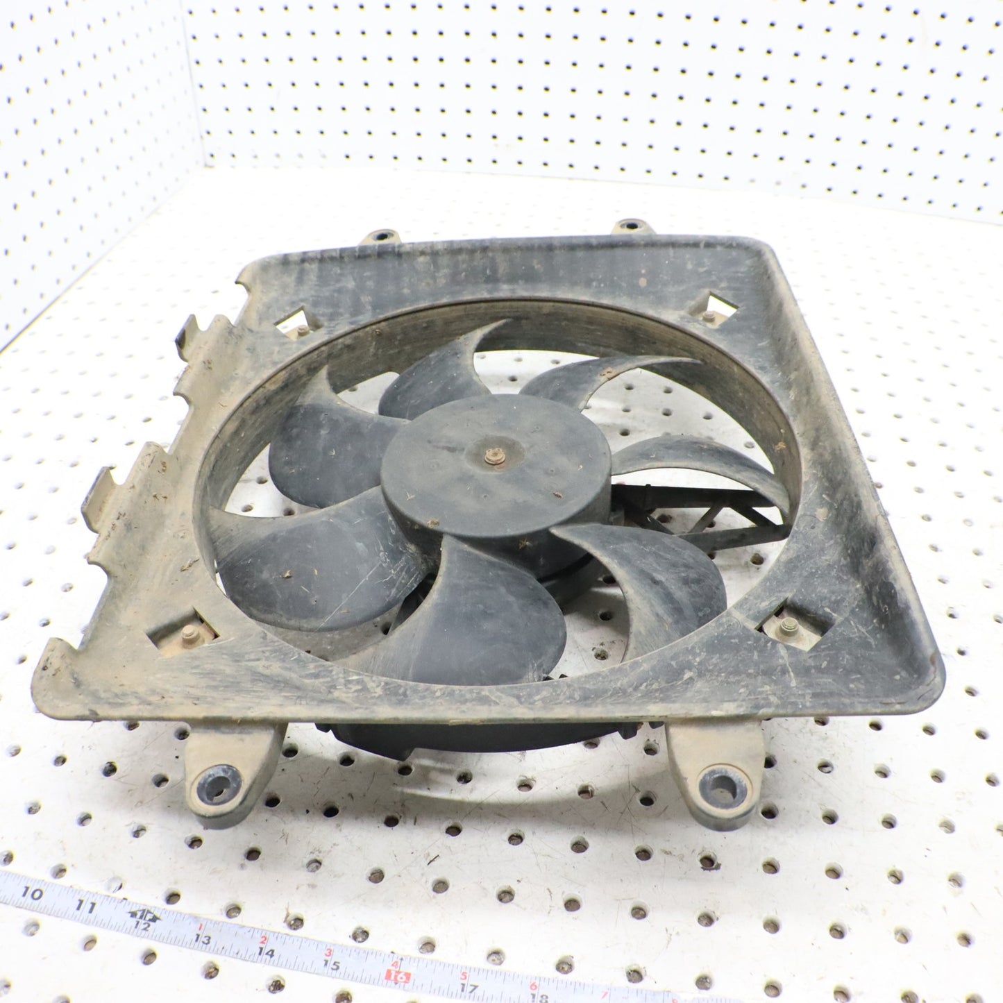 2009 Polaris Rzr 800 Cooling Radiator Fan 2410413; 2204192; 2204347 7 BLADE